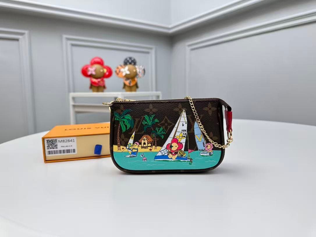 Louis Vuitton Mini Pochette Accessoires M82841 High