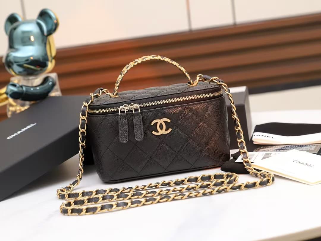 Chanel VANITY WITH CHAIN AP2805 Grained Calfskin & Gold-Tone Metal Black A