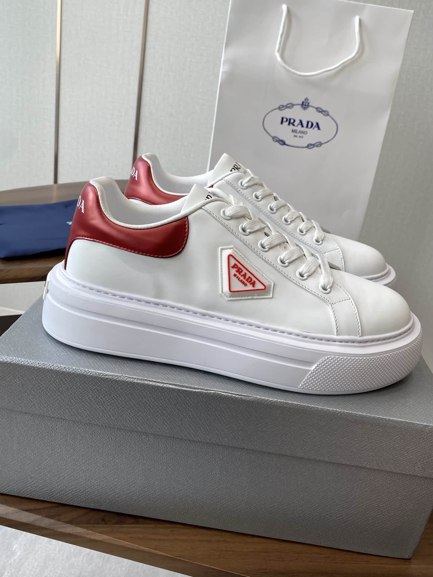 Prada Sneaker Shoes Men Women