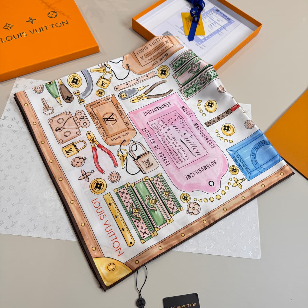 Louis Vuitton Paris En Beaute Square 90