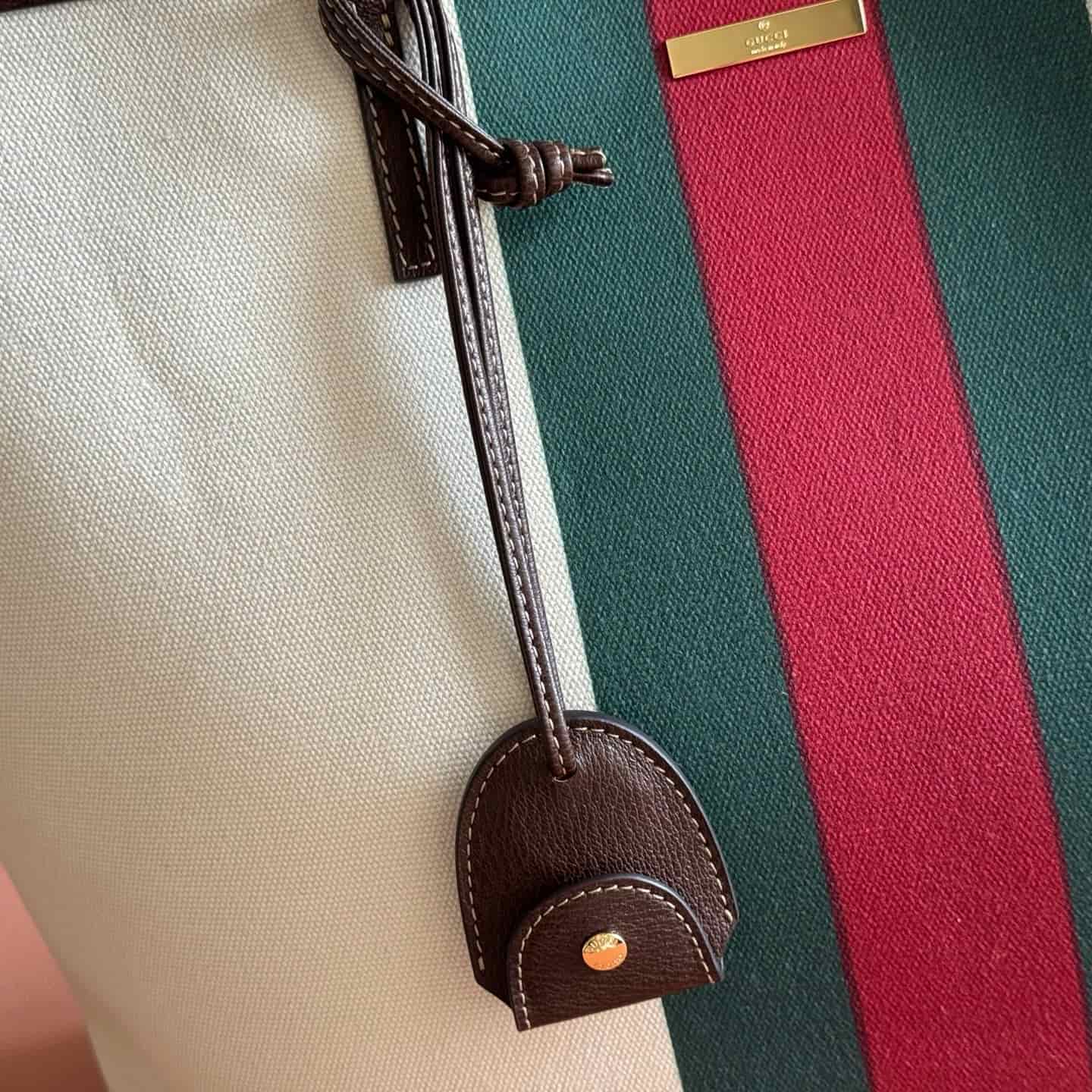 Gucci Tribeca large tote bag with charm natural canvas ‎A0034D High