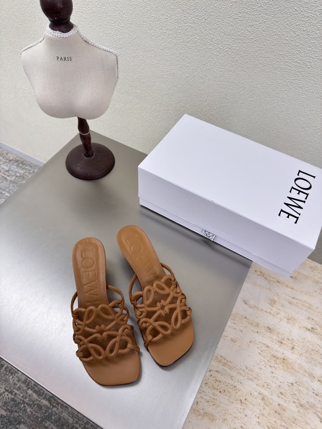 LOEWE Petal Anagram Sandal shoes Women