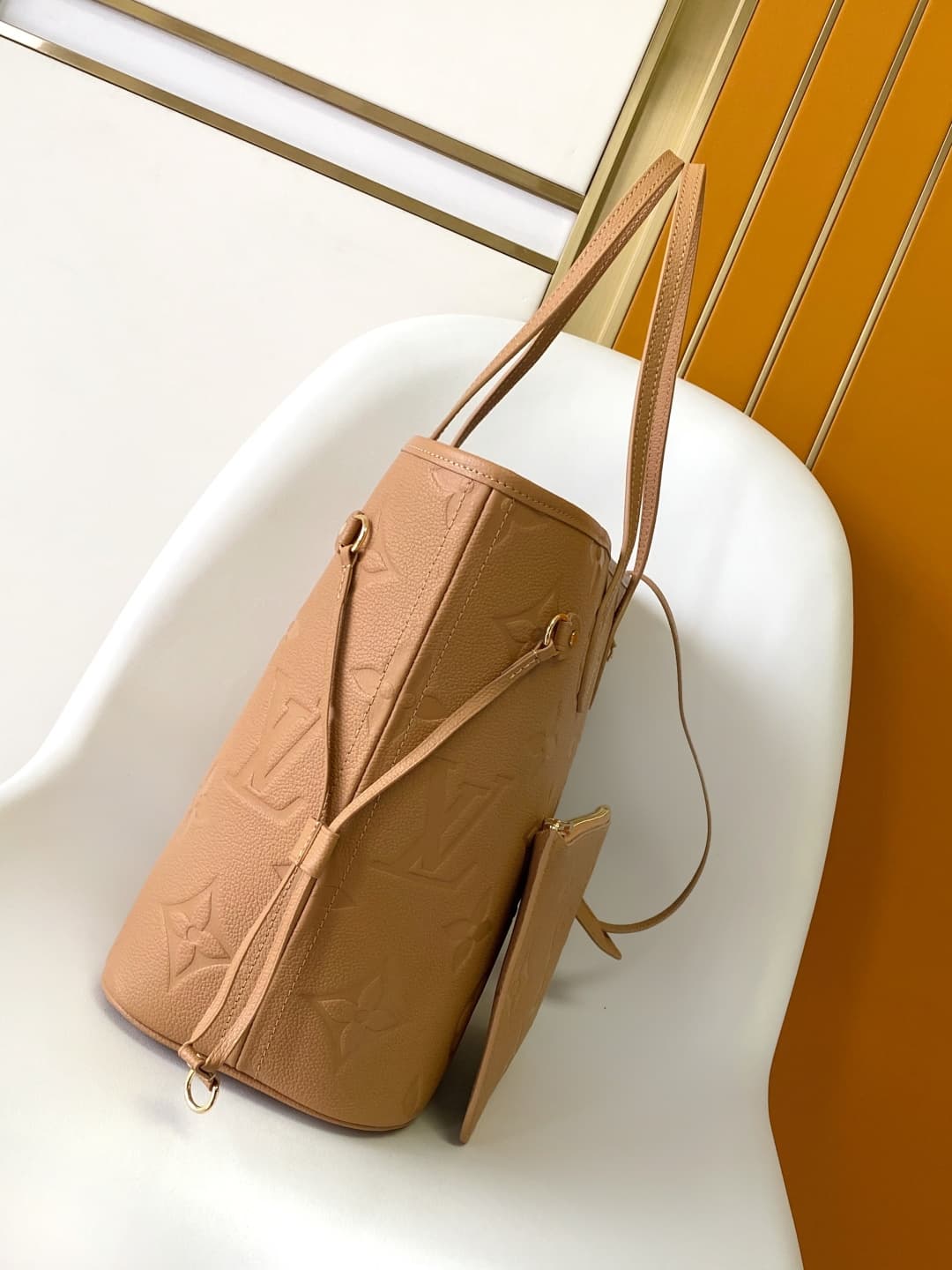 Louis Vuitton Neverfull MM Sand Grained cowhide leather M14319 High
