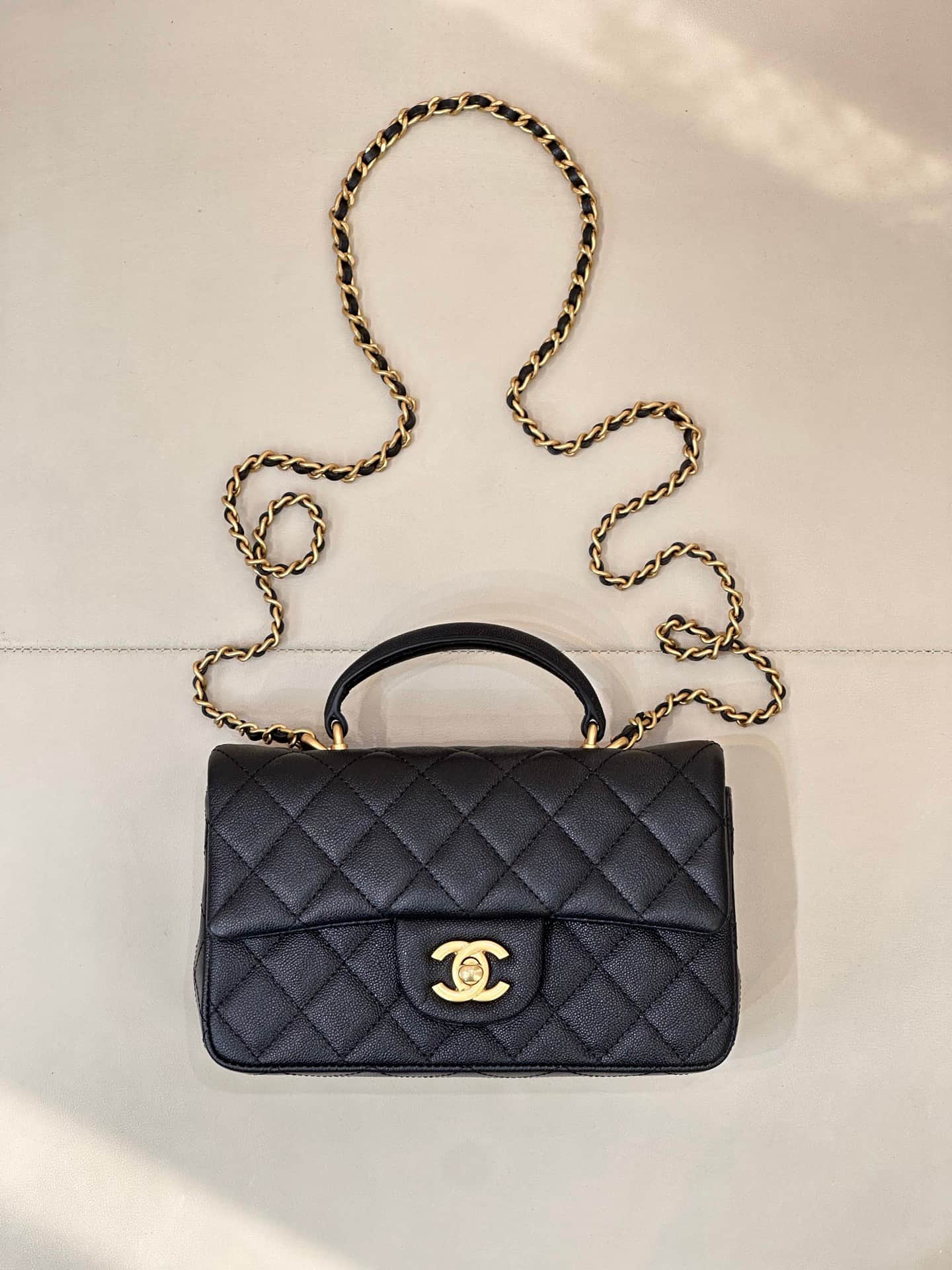 Chanel Mini Classic Handbag Grained Shiny Calfskin & Gold-Tone Metal AS2431 black TOP
