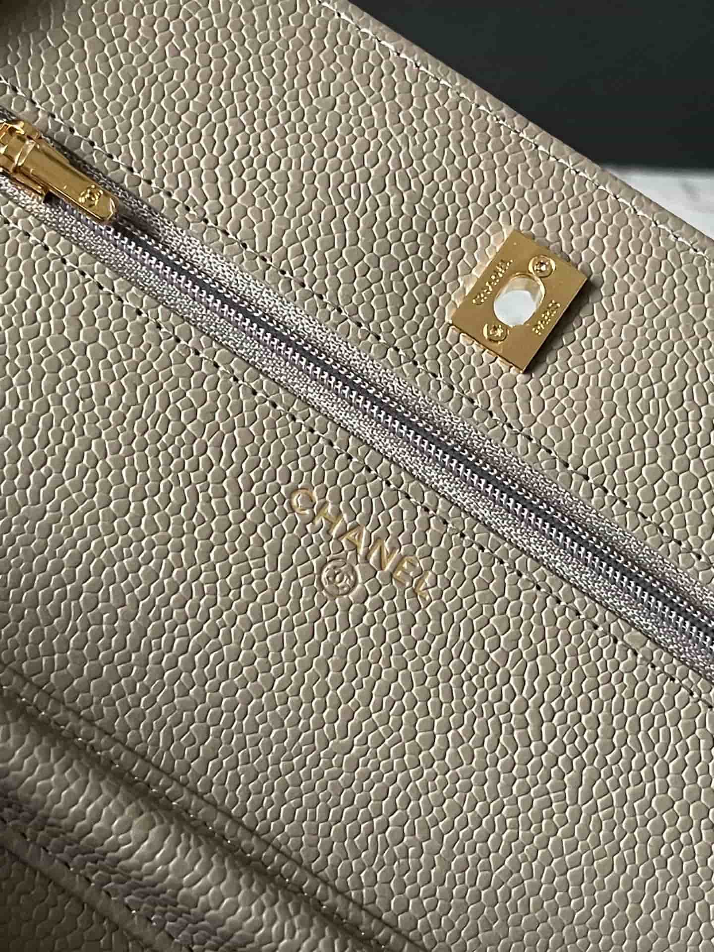 Chanel Classic Wallet on Chain Grained Shiny Calfskin & Gold-Tone Metal AP4241 Grey A