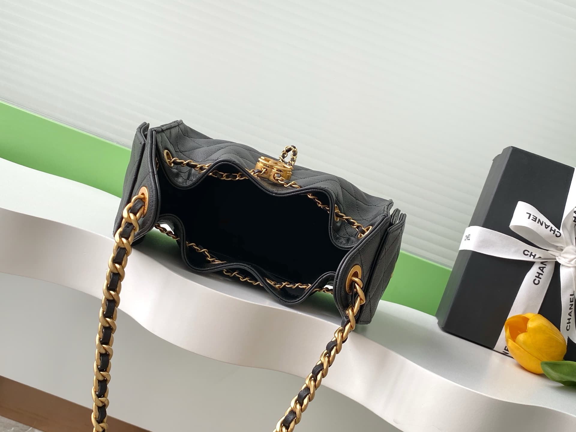 Chanel 25 Mini Hobo handbag AS5631 Grained calfskin & gold-tone metal Black A