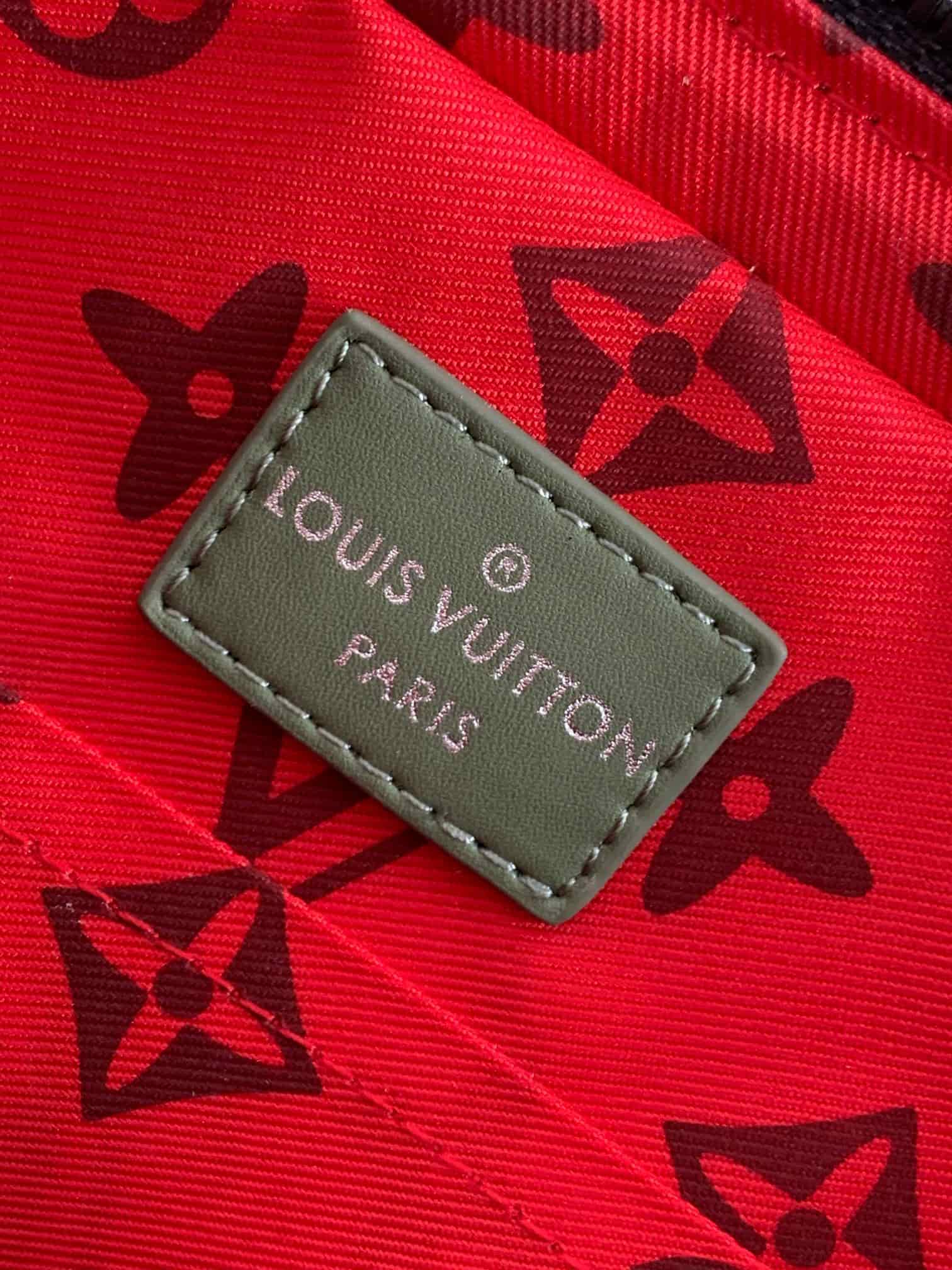 Louis Vuitton Trio Messenger Bag in Khaki Green M23783 High