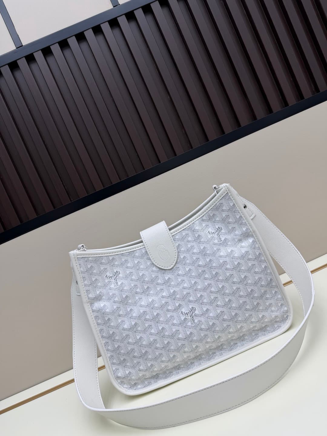 Goyard Musette PM bag in white Goyardine canvas Mid