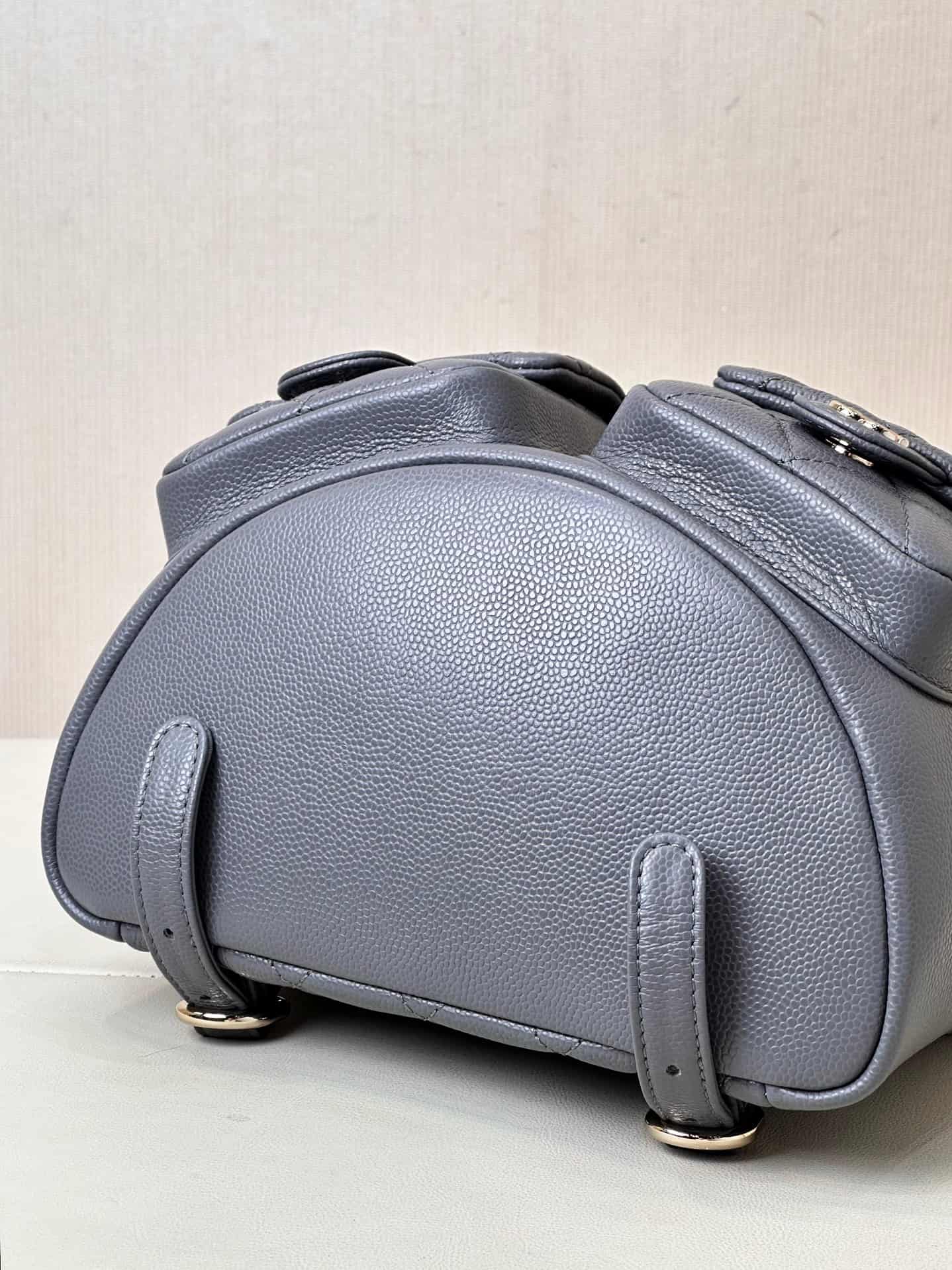 Chanel BACKPACK AS3860 Grained Shiny Calfskin & Gold-Tone Metal Dark Grey TOP