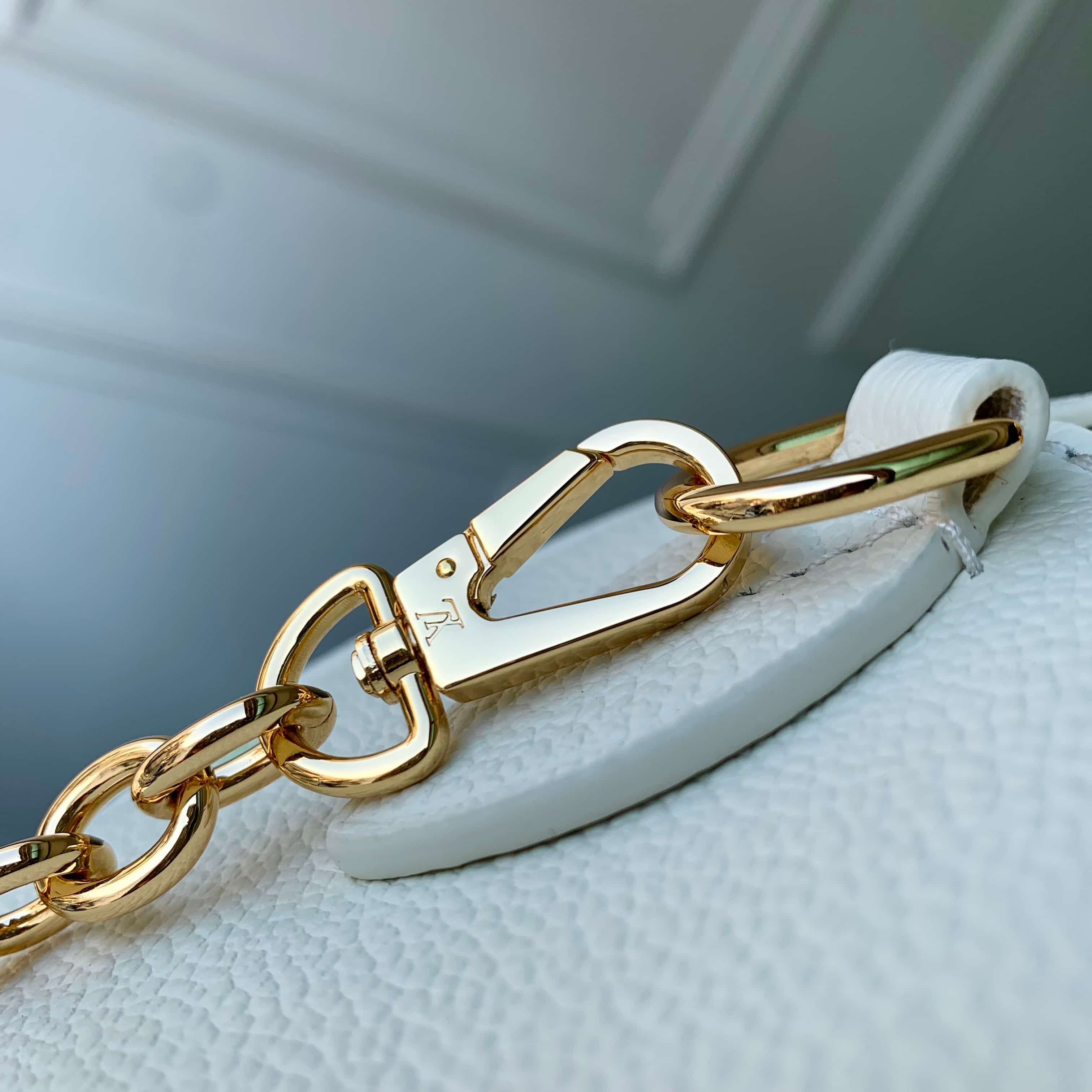 Louis Vuitton Speedy Bandoulière 20 Milky White/Green Cowhide leather M27572 High