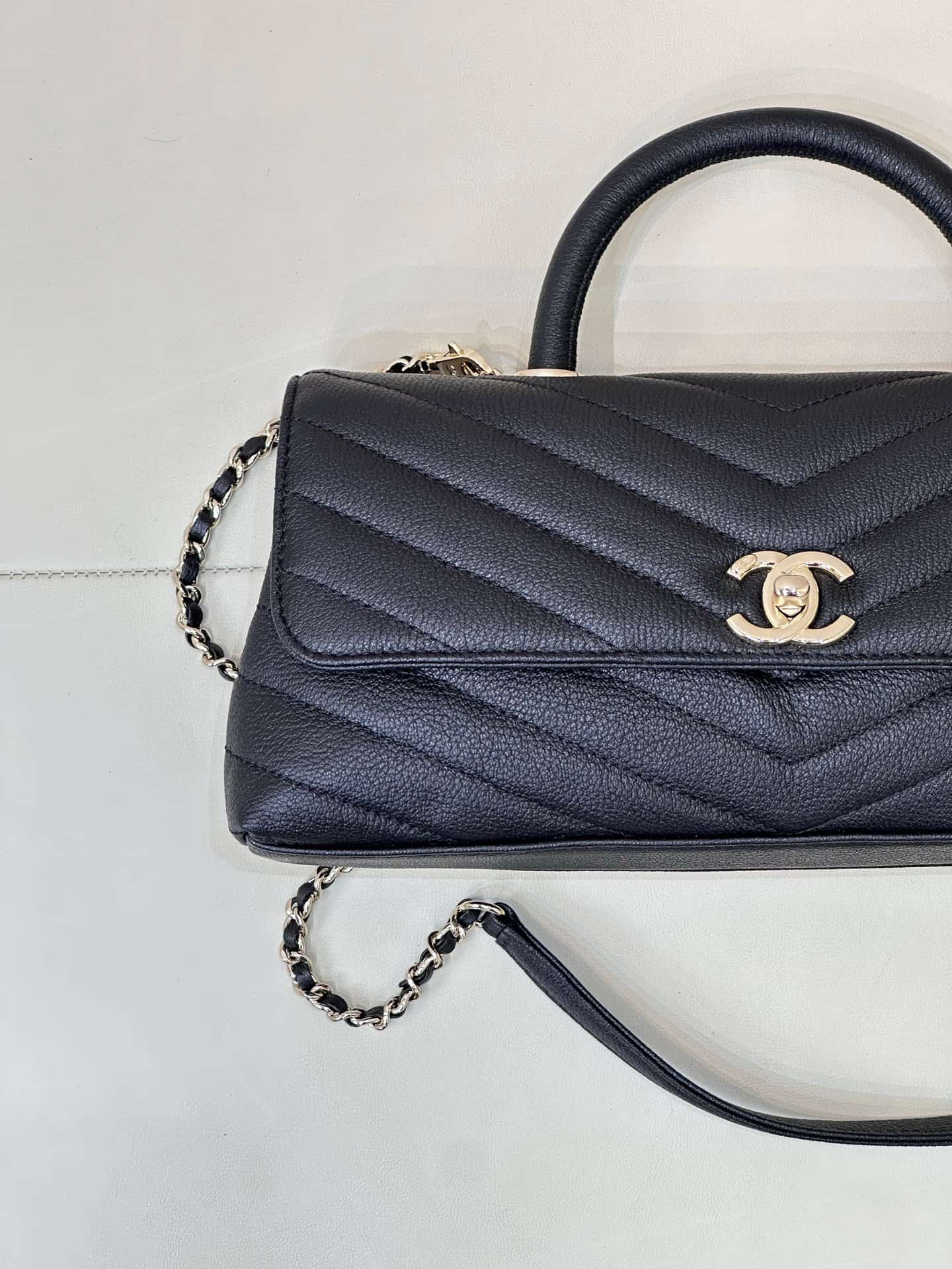 Chanel Maxi Flap Bag with Top Handle Grained Calfskin& Gold-Tone Metal AS6091 Black TOP