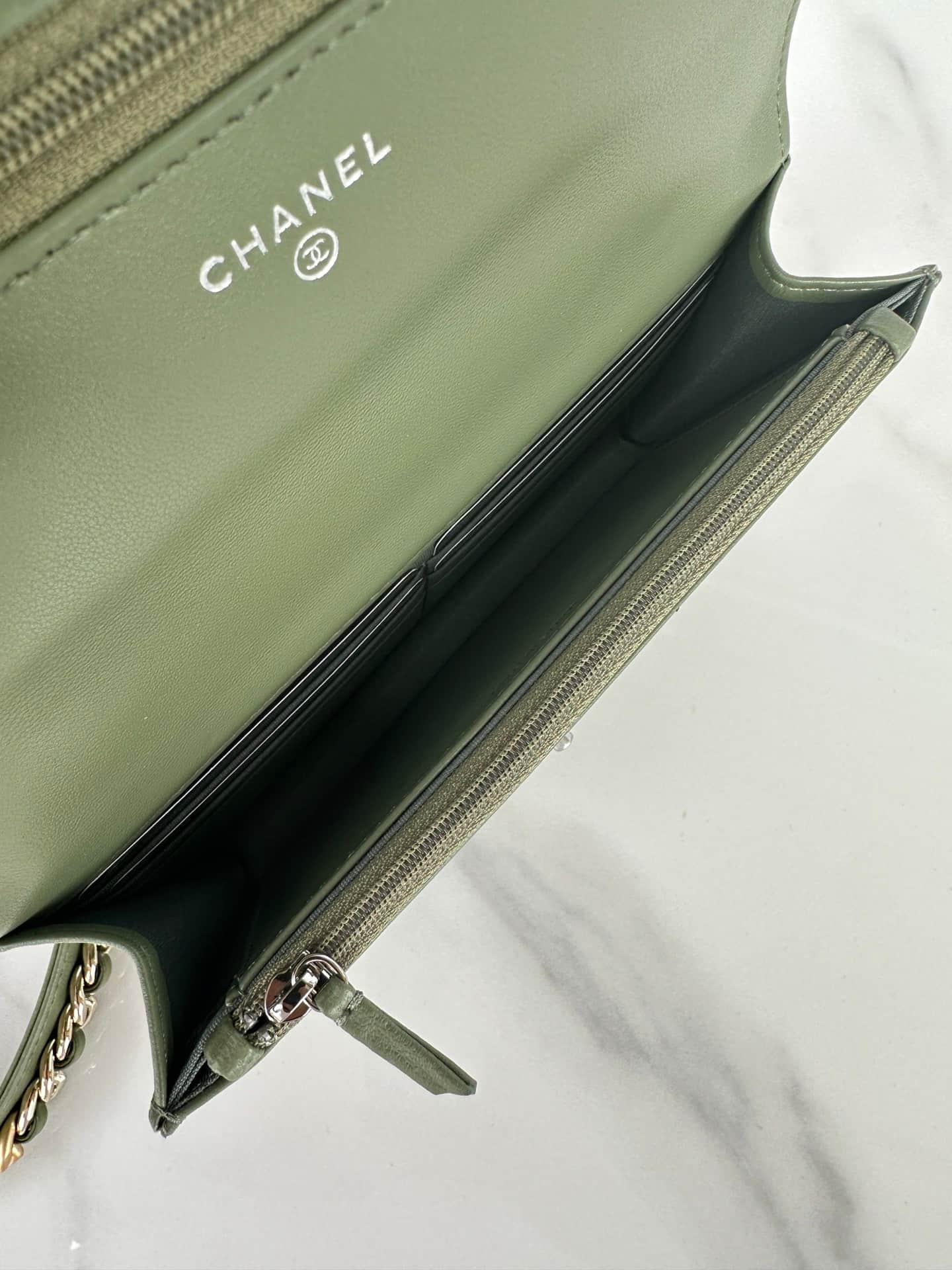 Chanel Wallet on Chain Lambskin Leather & Silver-Tone Metal Green AP0957 A