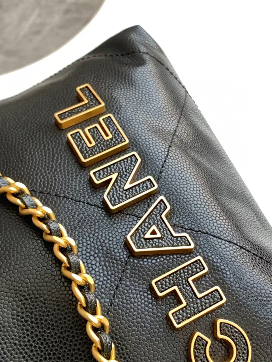 Chanel 22 MINI HANDBAG Shiny Grained Calfskin, Enamel & Gold-Tone Metal Black AS3980 High