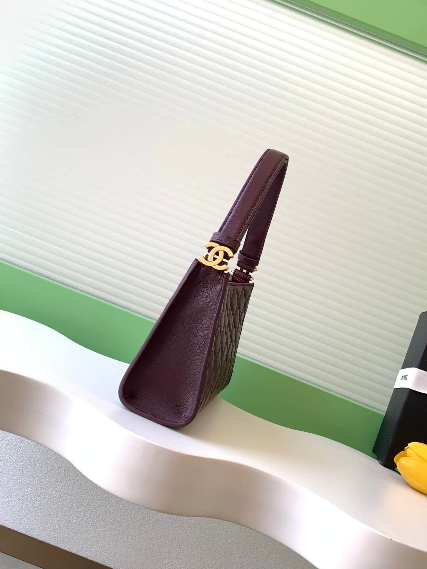 Chanel evening bag AS6045 lambskin & gold-tone metal brown high