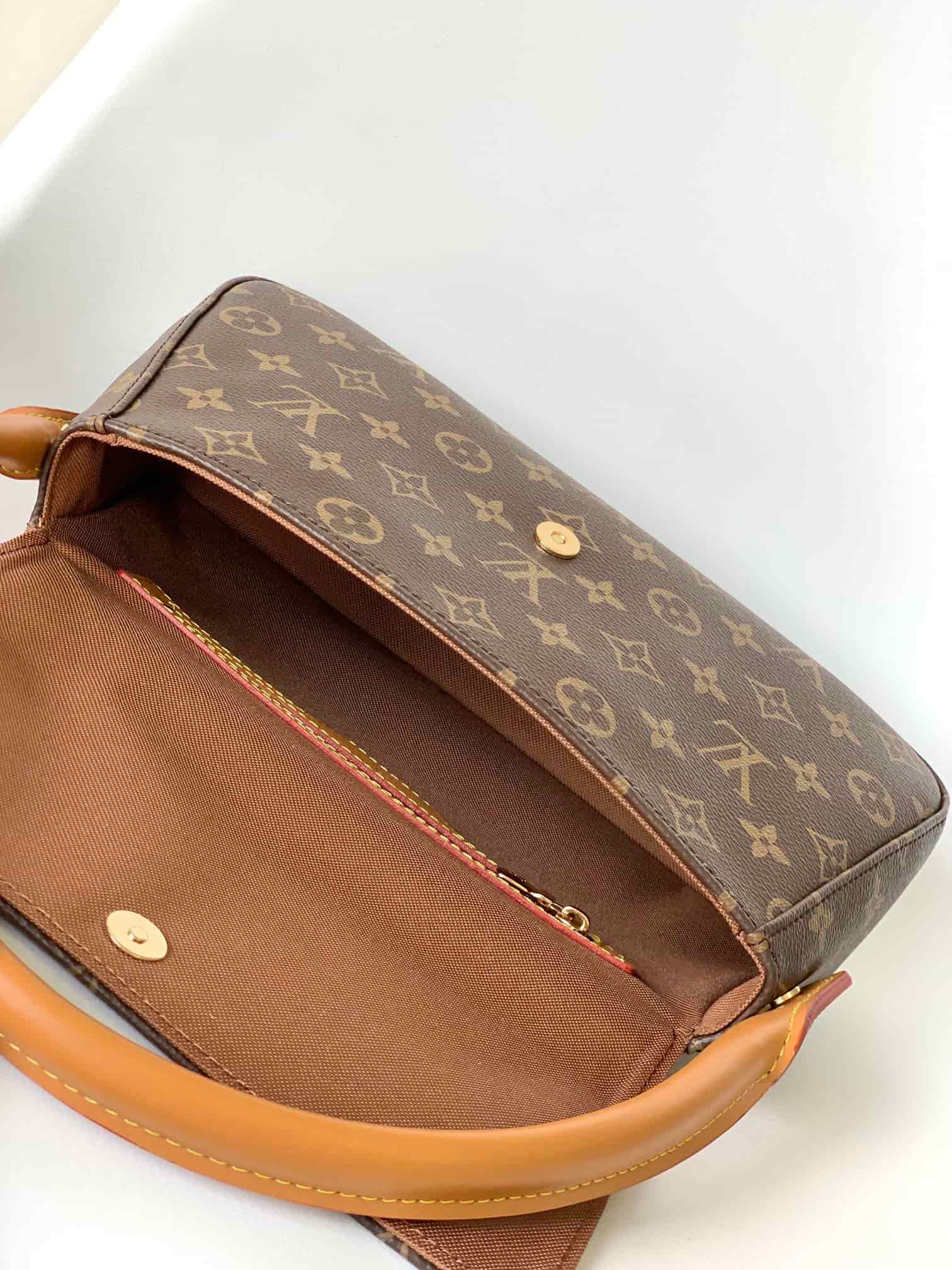 Louis Vuitton Mini Looping Bag in Monogram Canvas M51147 High