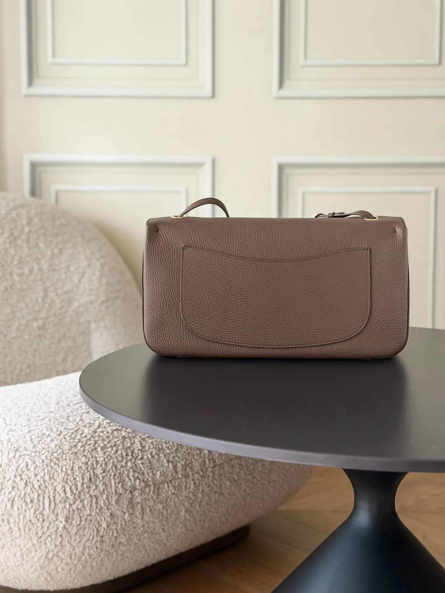 Chanel Maxi Flapbag Grained Calfskin & Gold-Tone Metal Brown AS6231 A
