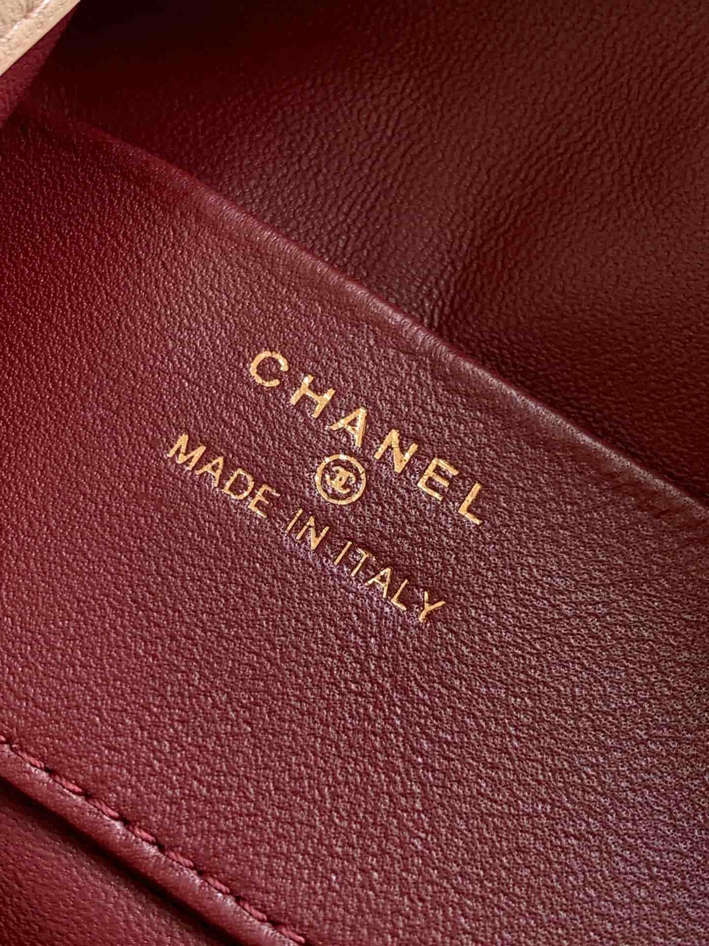 Chanel Clutch with Leather Strap Quilted Leather & Gold-tone Metal AP5227 Beige A