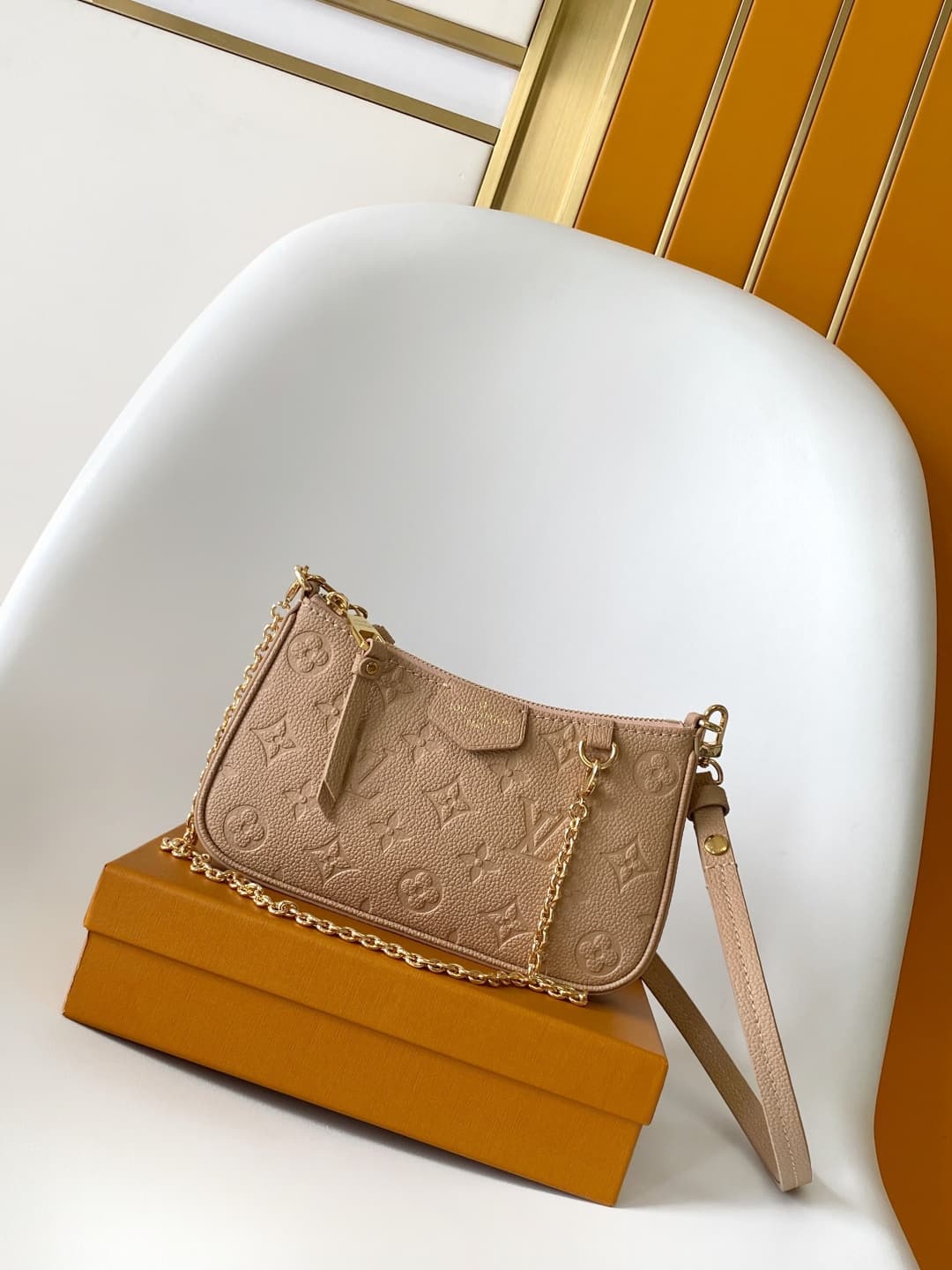 Louis Vuitton Easy Pouch Sand Embossed grained cowhide leather M14421 High