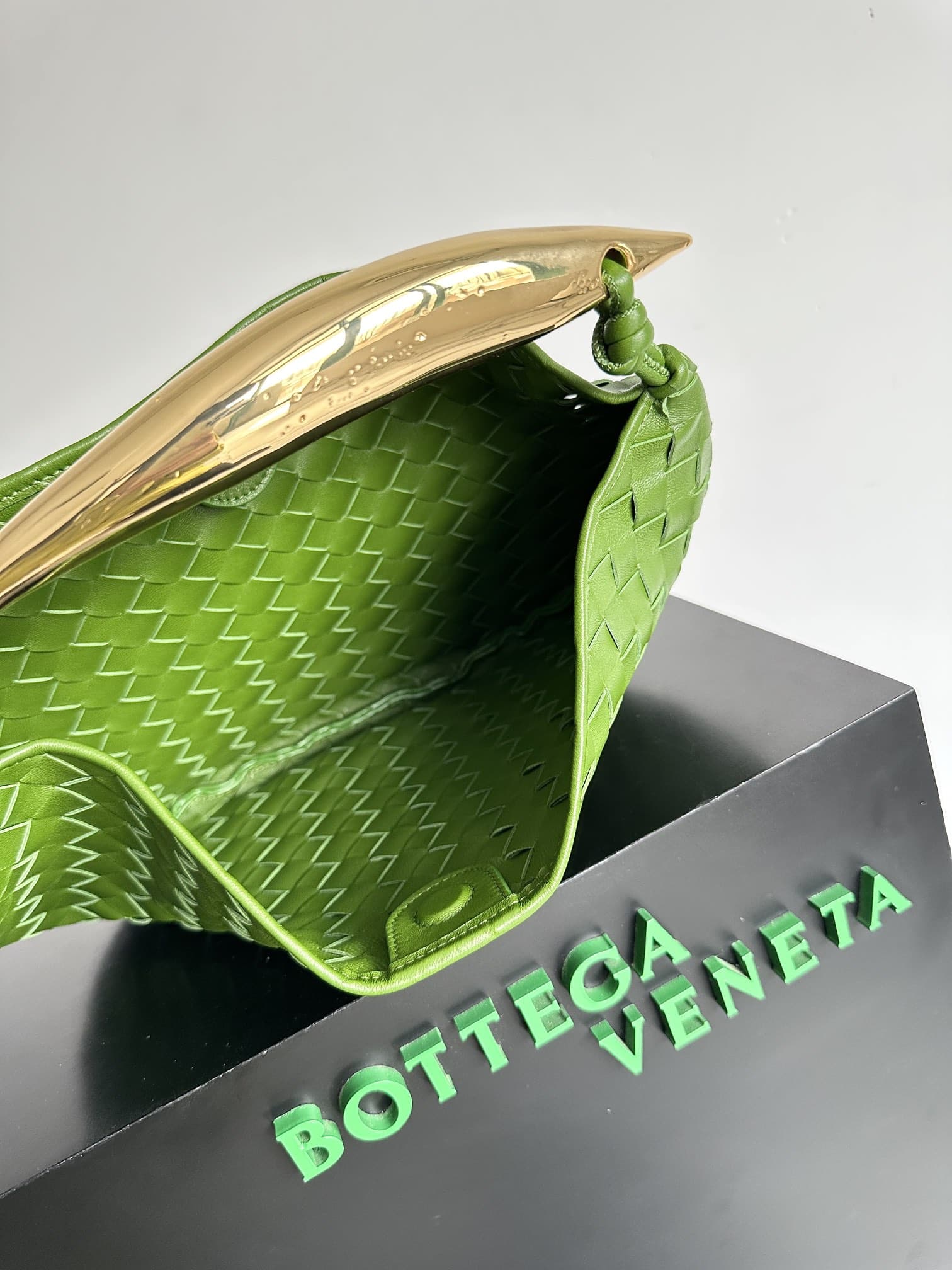 BV Sardine Small Intrecciato Green TOP
