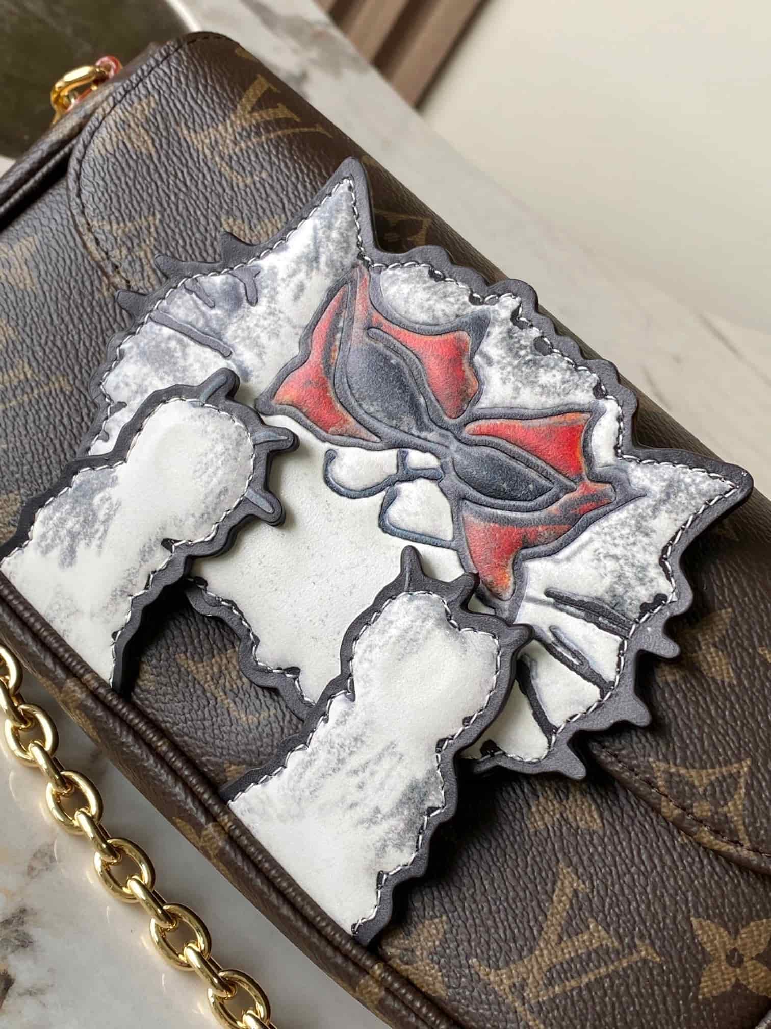 Louis Vuitton Travels With Grace Coddington Wallet On Chain Ivy M15148 TOP