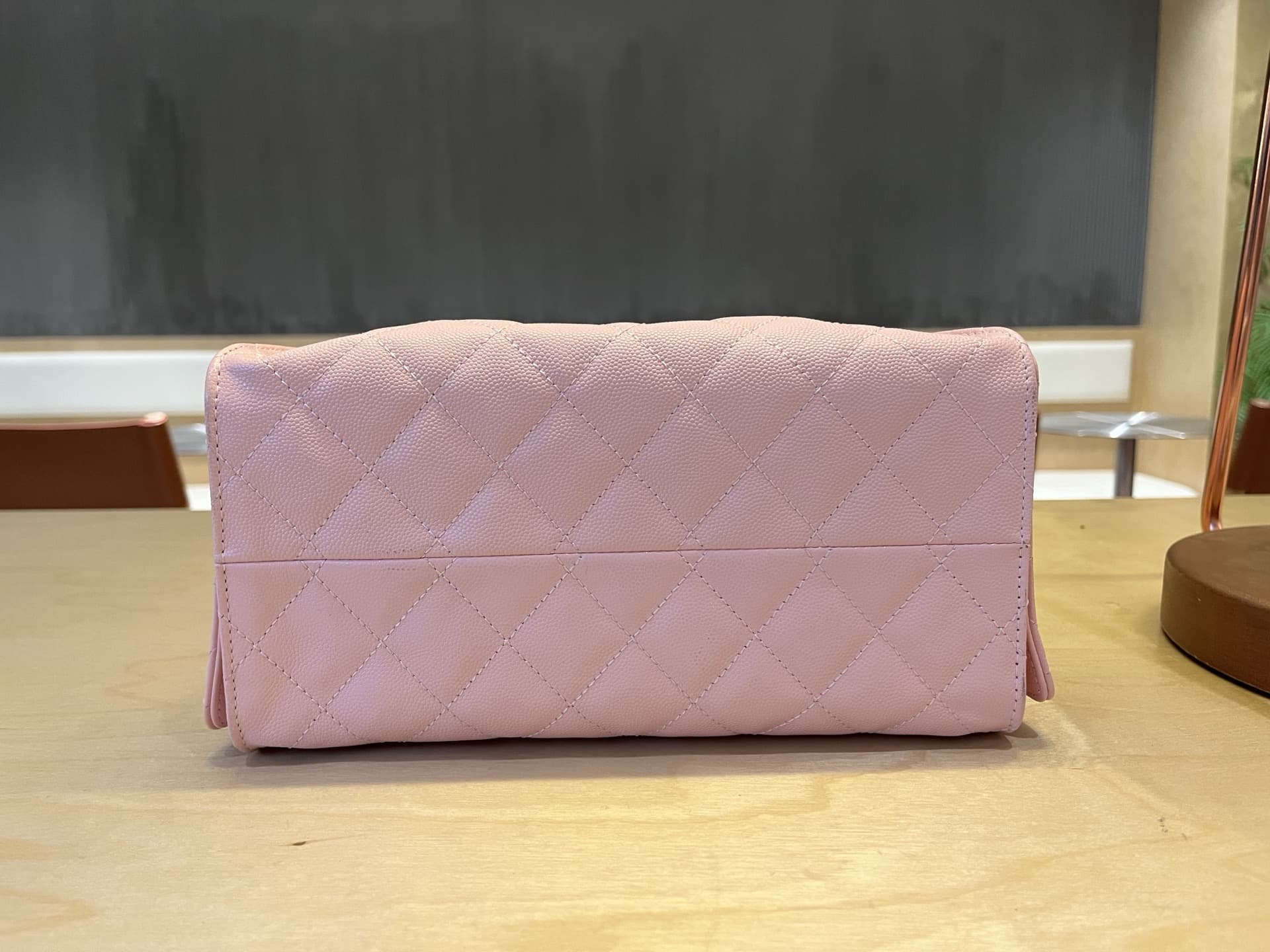 Chanel 25 Small Hobo handbag AS5293 Grained Calfskin & Gold-tone Metal Pink A