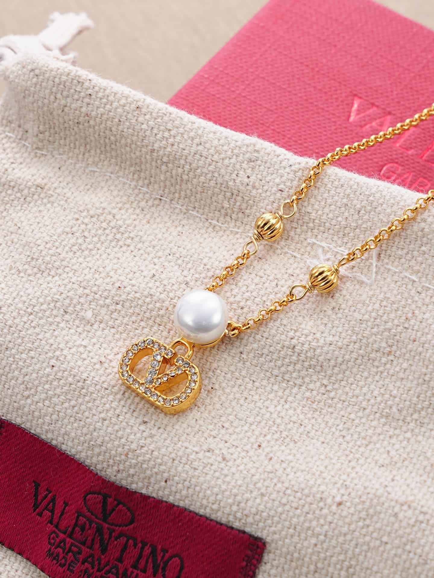 Valentino Garavani Necklace High