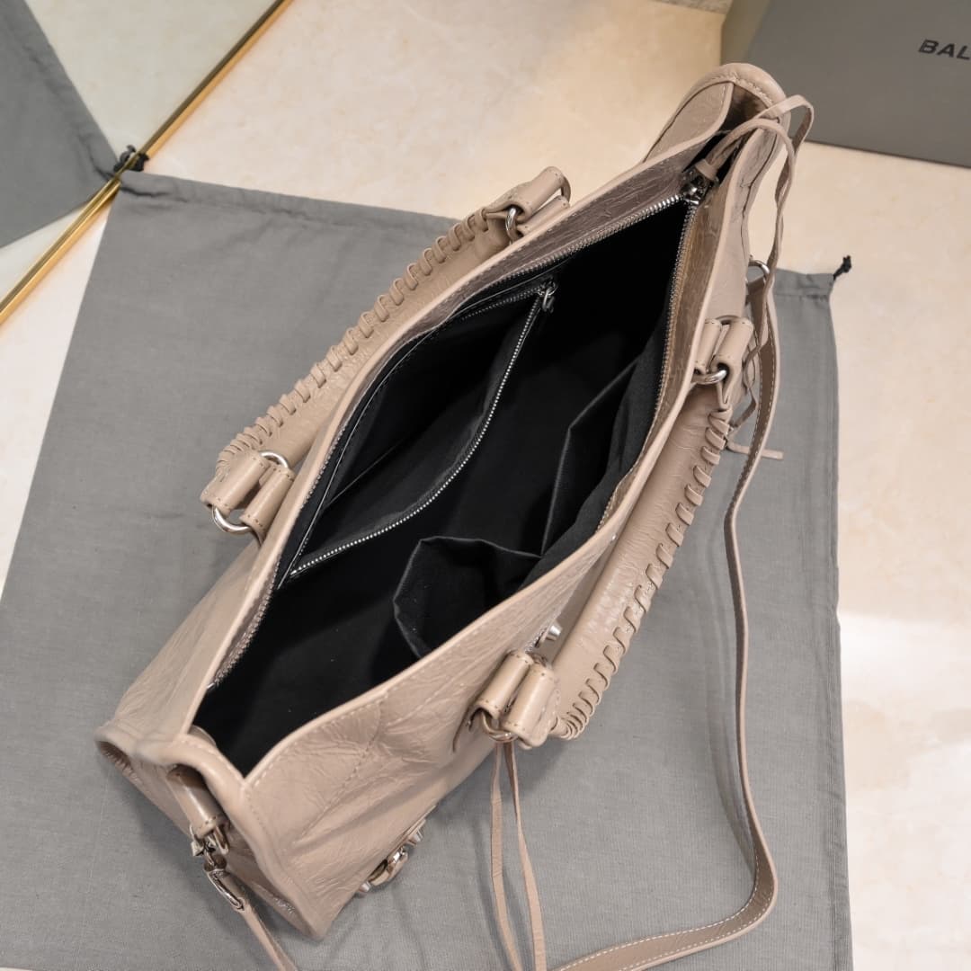 WOMEN'S LE CITY Medium Bag Silver Metal Almond High