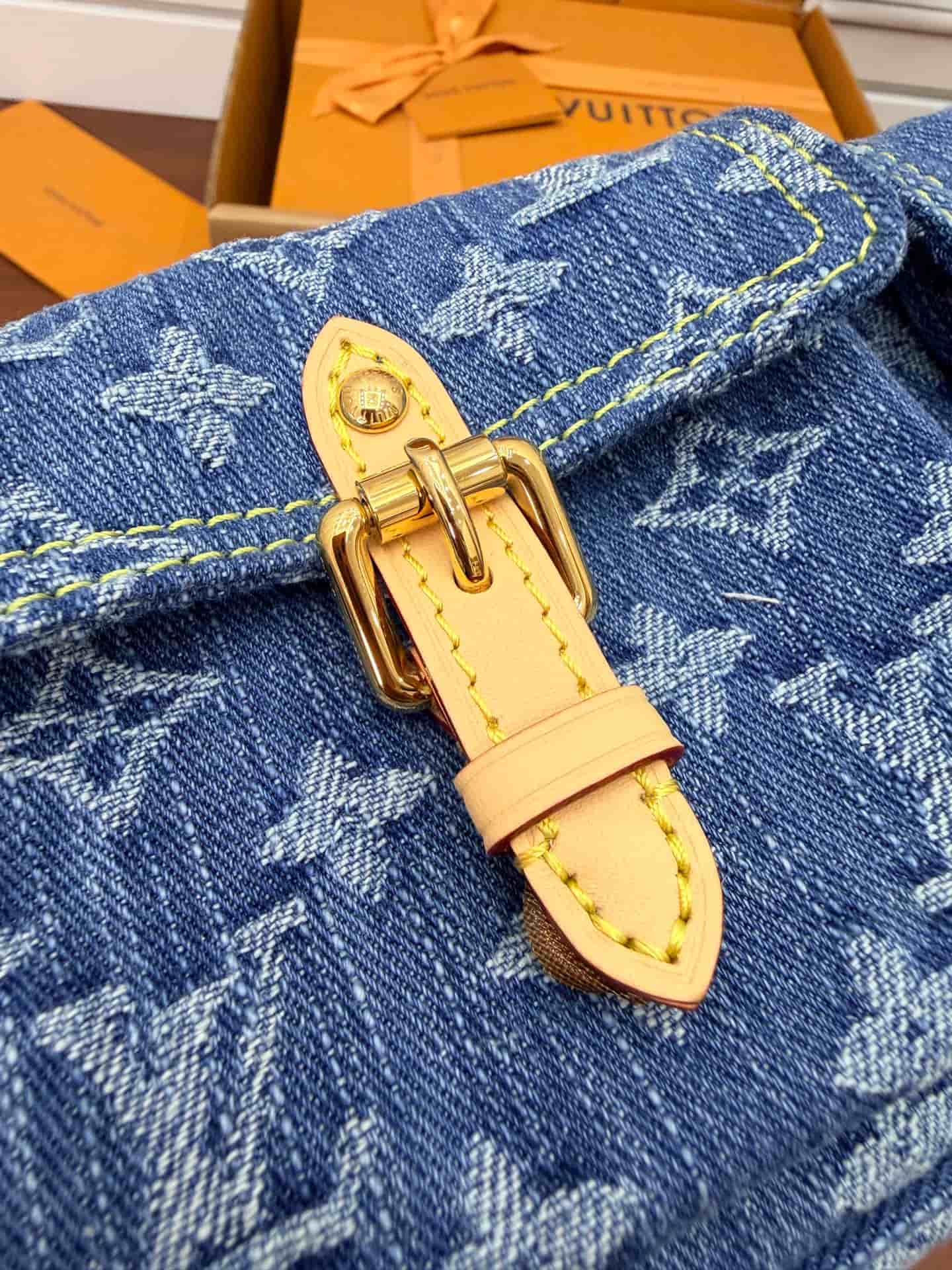 Louis Vuitton Pochette Accessoire Cargo Blue Denim M27602 TOP