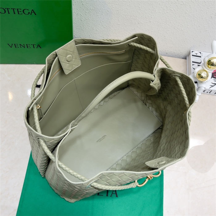 BV Andiamo Large Top handle bag Travertine High