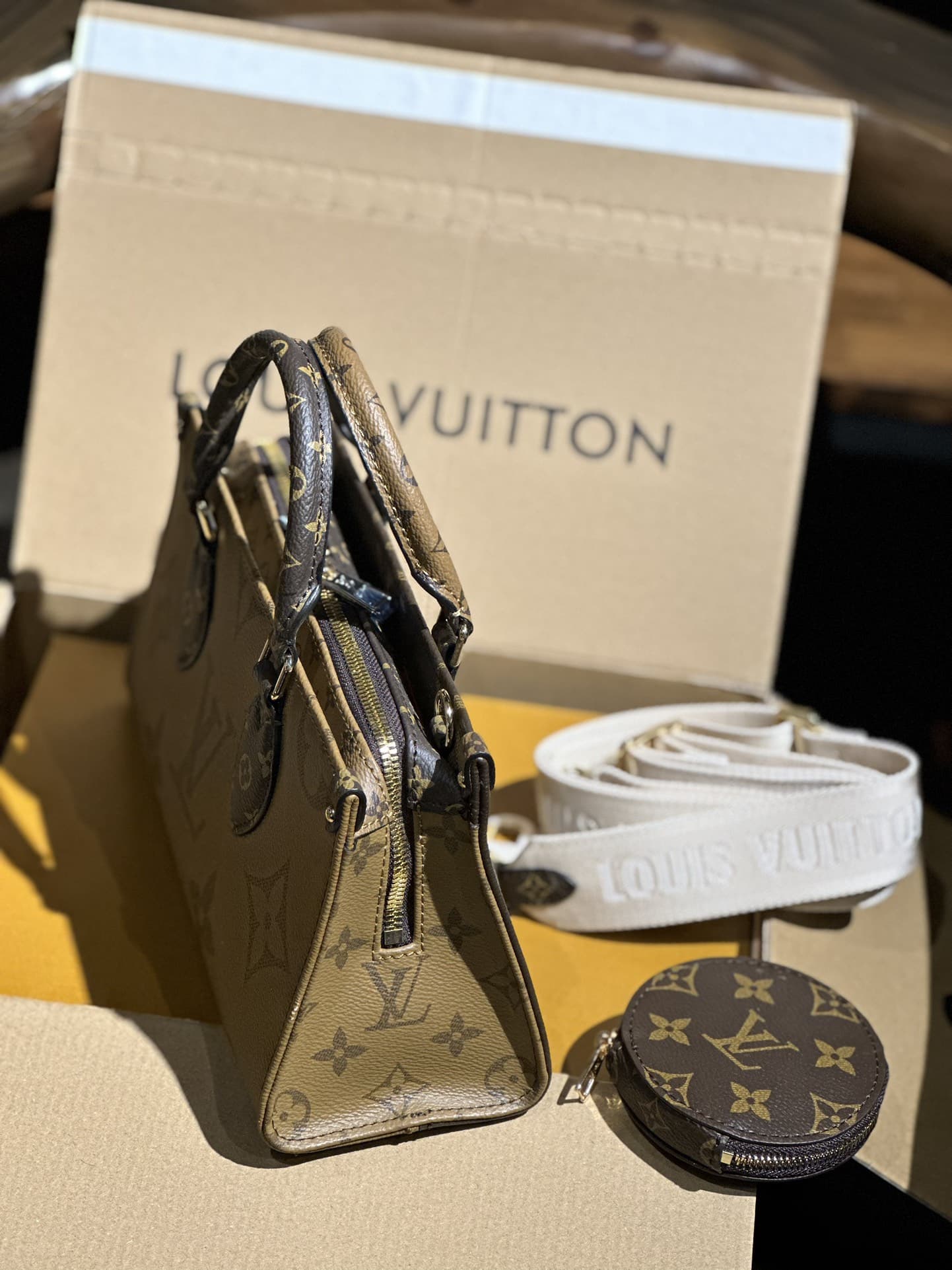 Louis Vuitton OnTheGo East West Chain Monogram coated canvas M14236 High