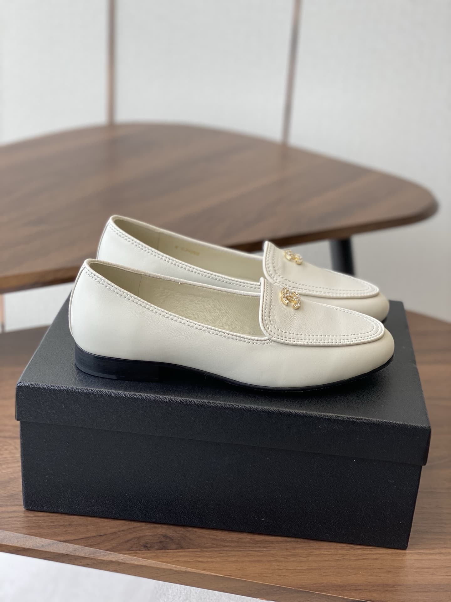 Chanel Loafer shoes Women