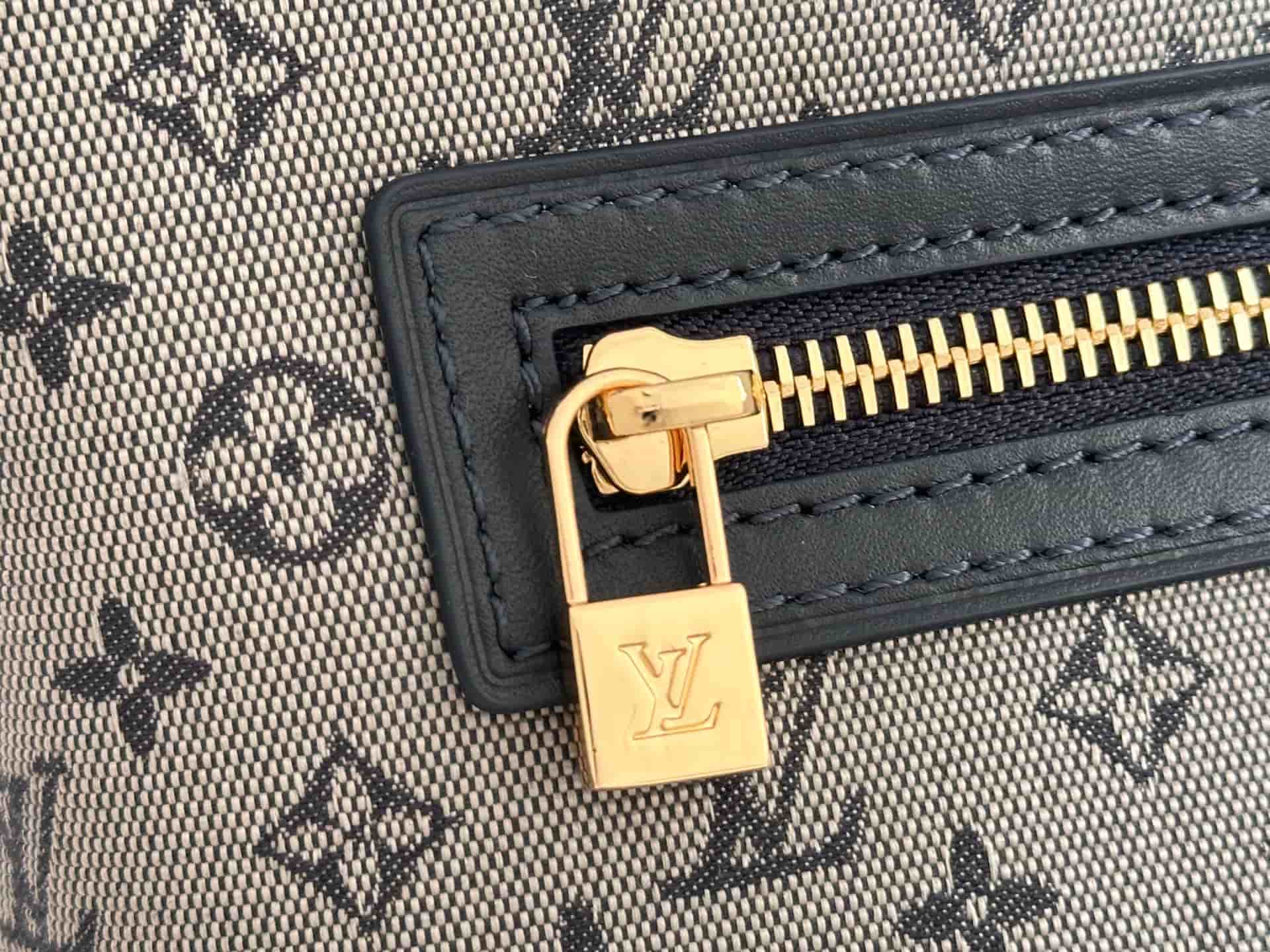 Louis Vuitton Monogram Lin Lucille shoulder bag M92610 High