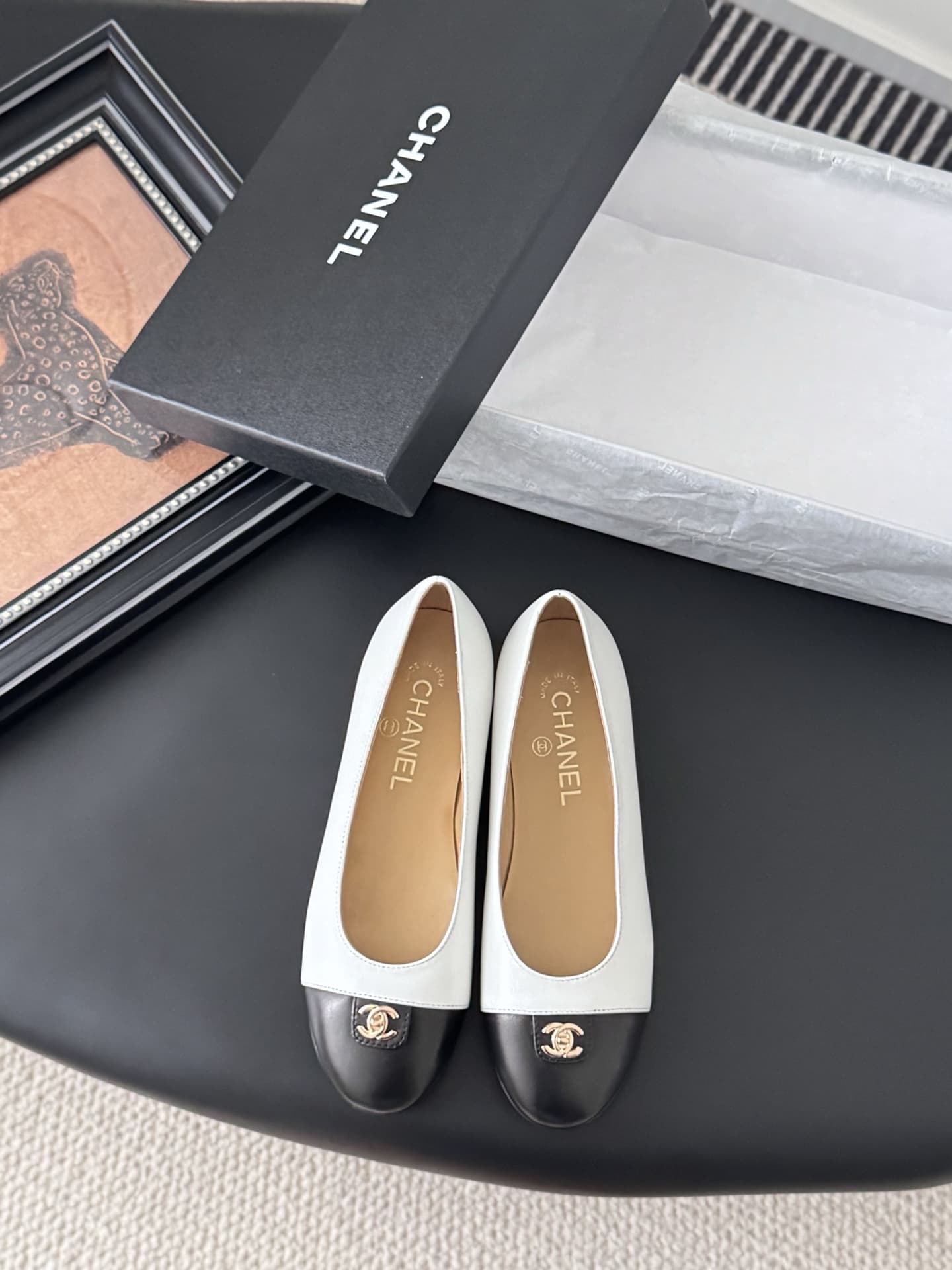 Chanel Lambskin Cap Toe CC Ballerina Flats Shoes Women