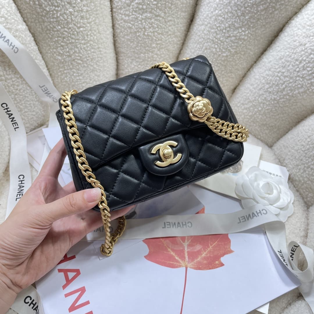 Chanel SUPERMINI FLAP BAG AS4040 Lambskin & Gold-Tone Metal Black A