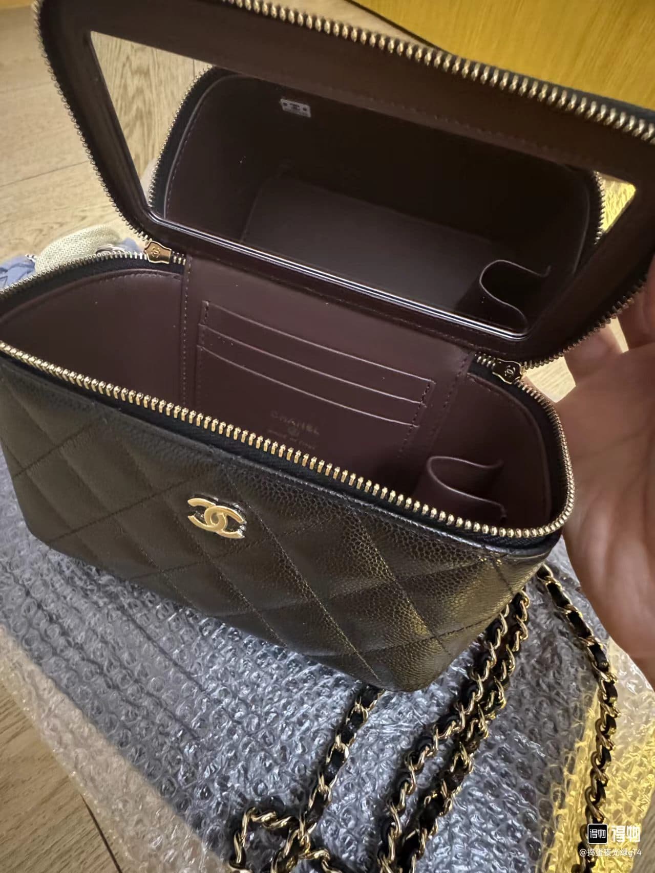 Chanel Vanity with Chain Grained Calfskin Gold Metal Black High