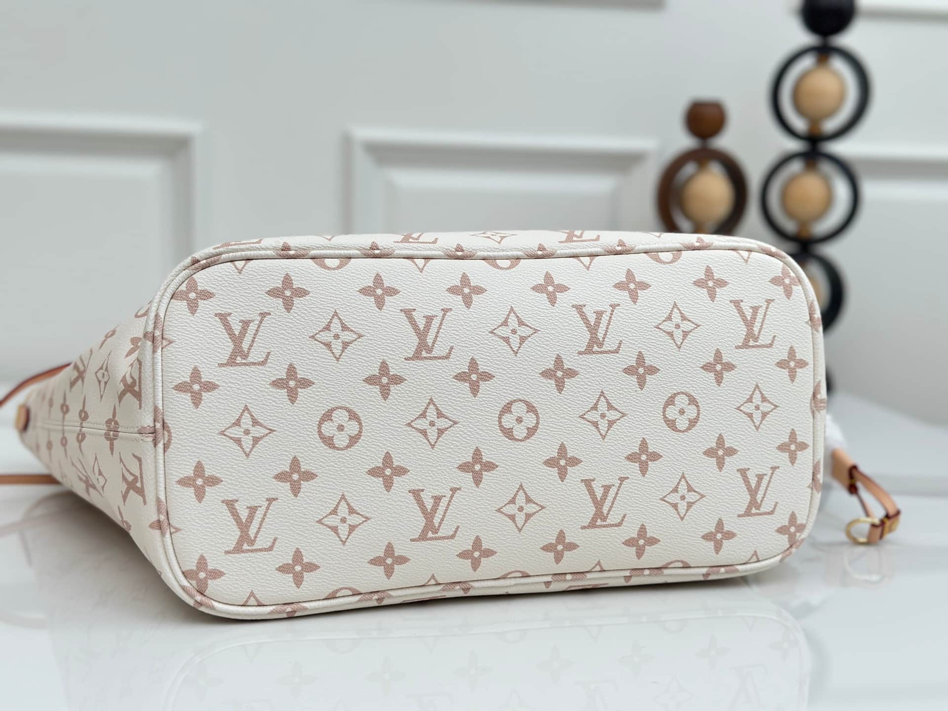 Louis Vuitton Neverfull Inside Out MM Monogram Dune Coated canvas M2A095 High