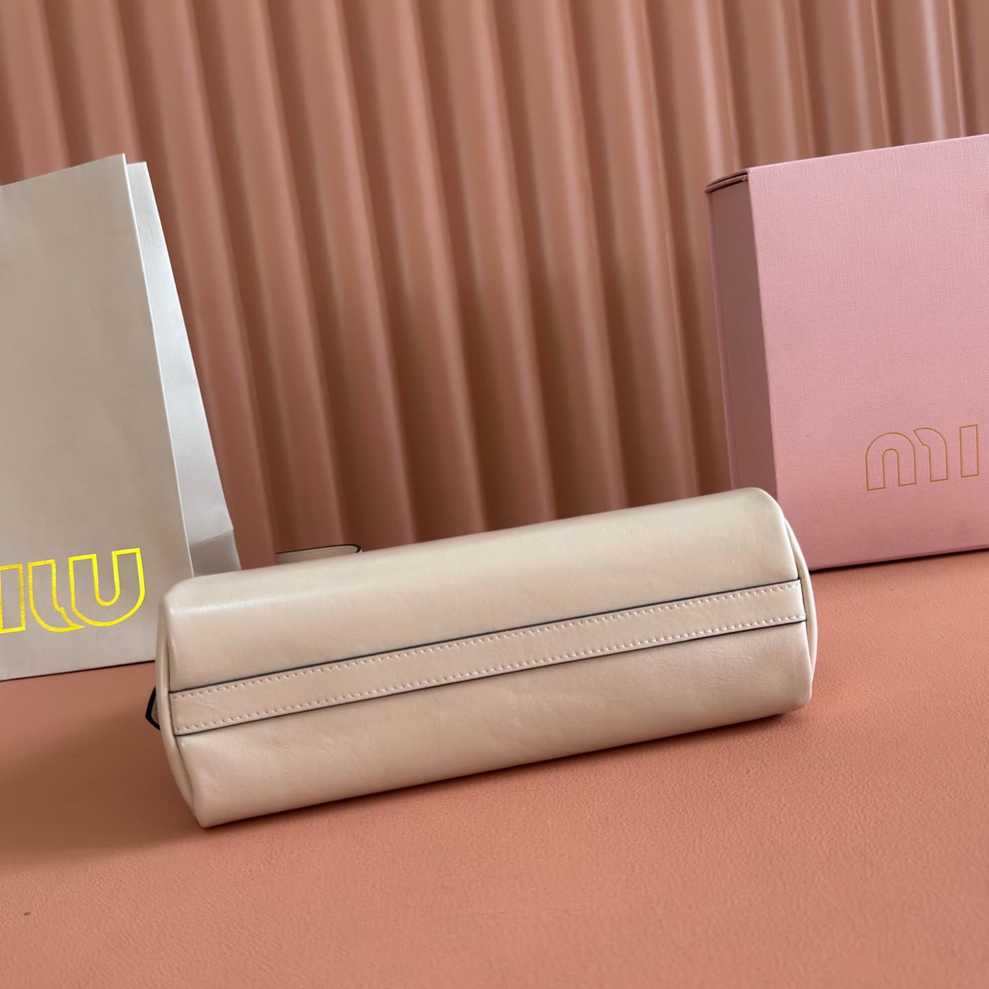 Miu Miu Caprice leather clutch 5BF131 Powder Pink TOP