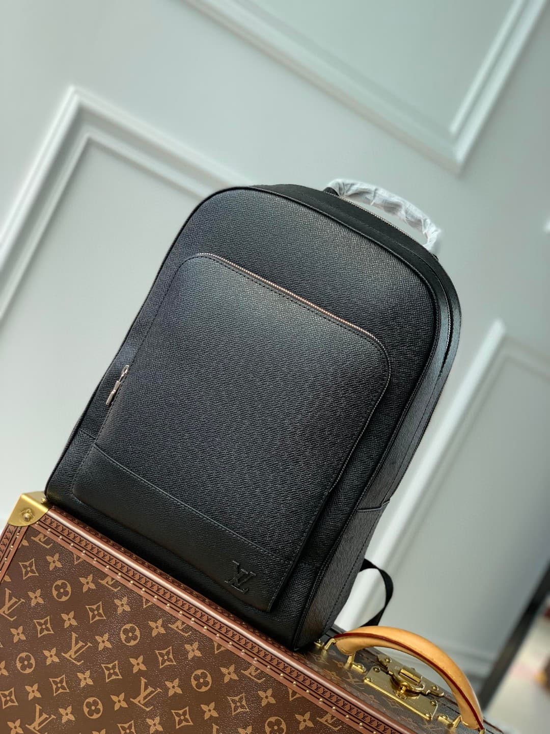 Louis Vuitton Adrian Backpack Taiga cowhide leather M30857 Black High