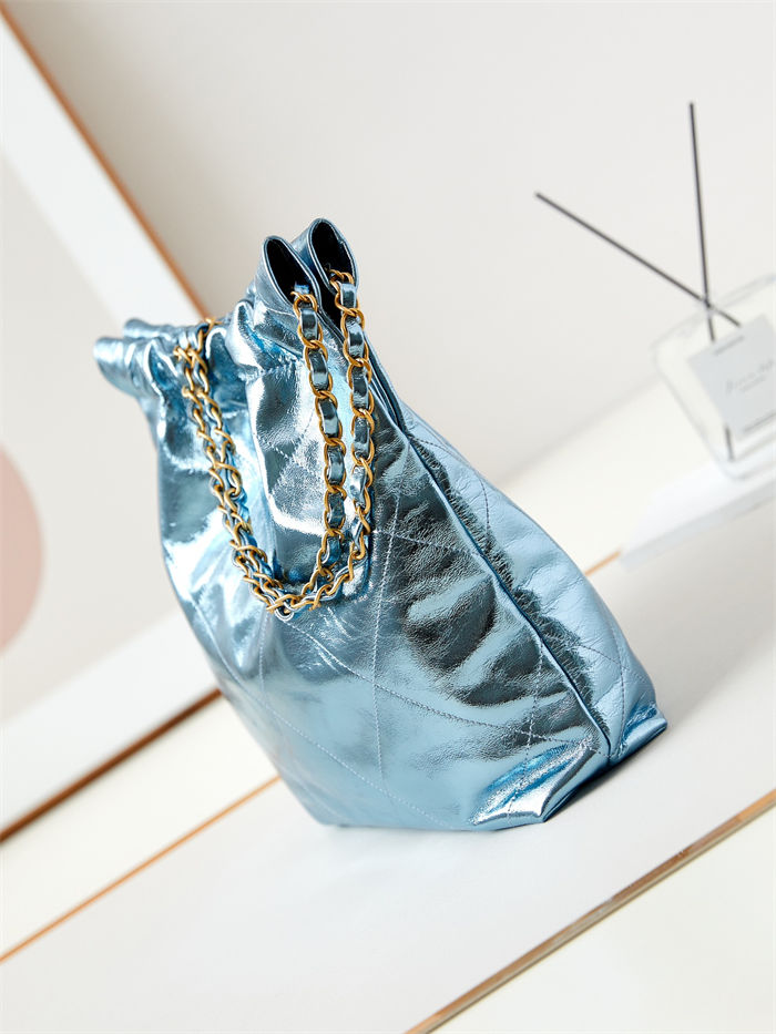 Chanel 22 SMALL HANDBAG Metallic Calfskin & Gold-Tone Metal AS3260 Blue A