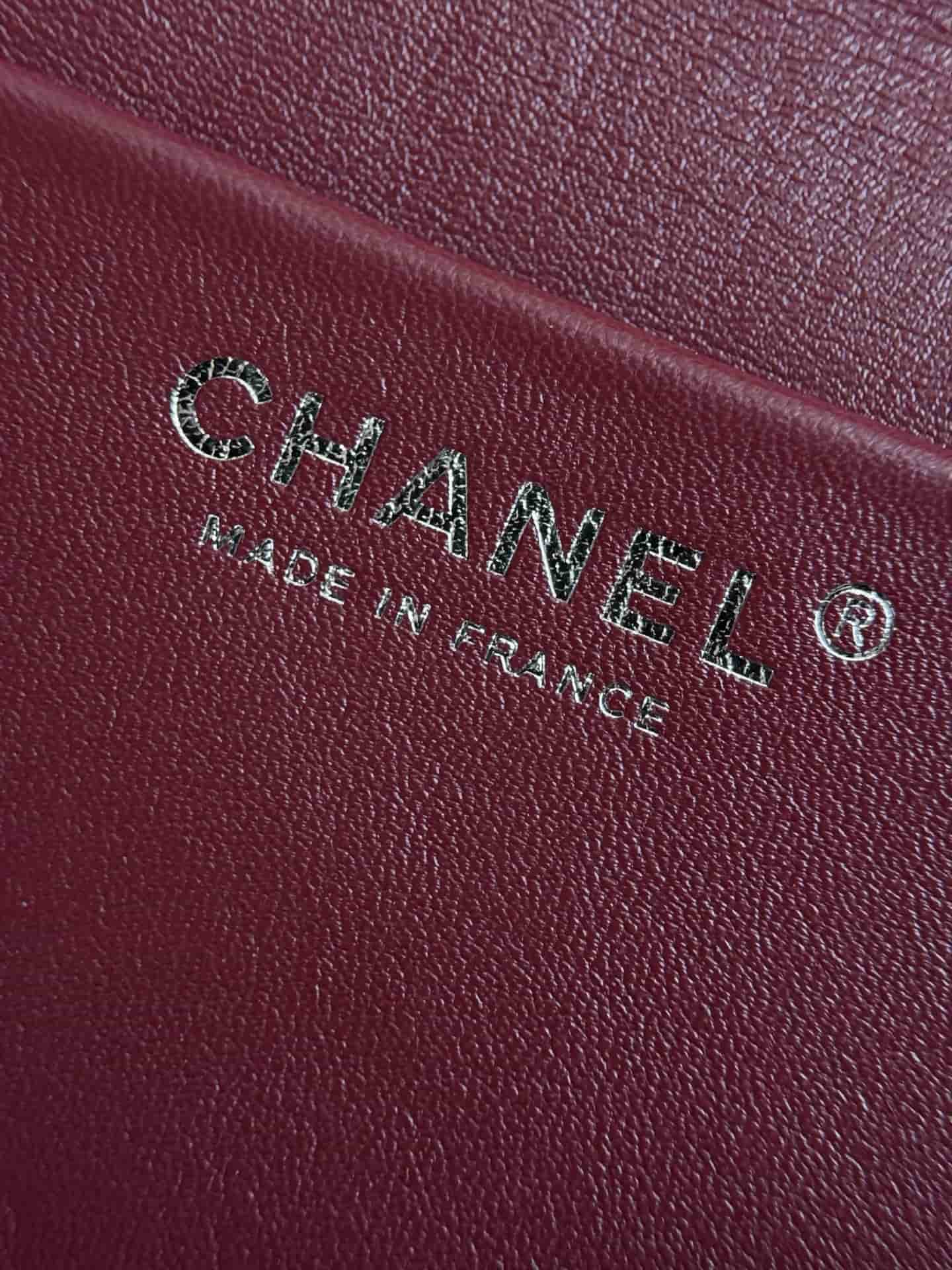 Chanel Maxi Flapbag Grained Calfskin & Silver-Tone Metal Dark Brown AS6231 A