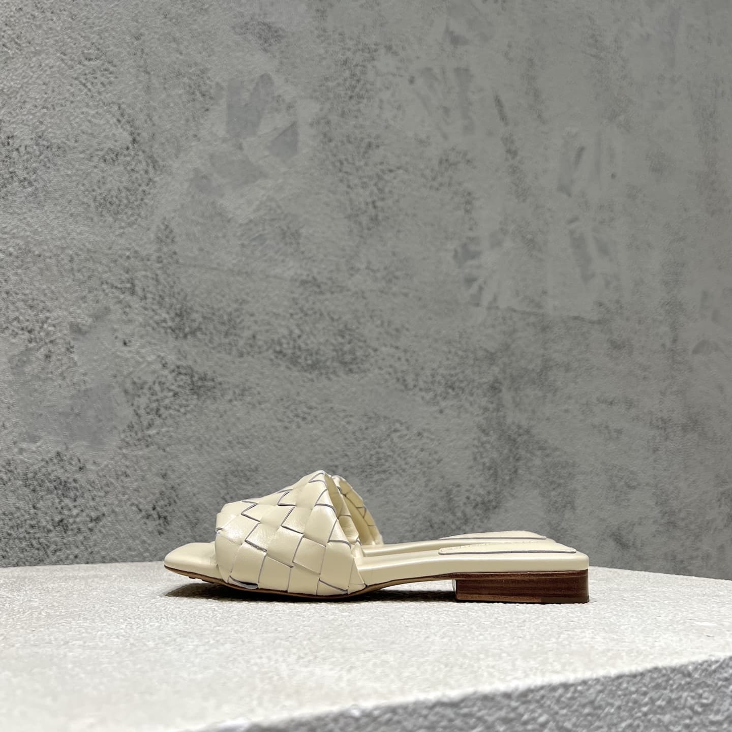 Bottega Veneta Parco Flat Mule shoes Low Women
