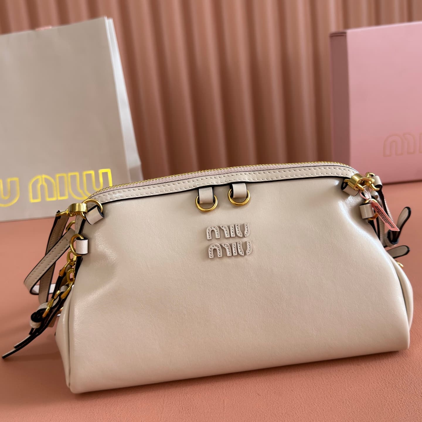 Miu Miu Caprice leather clutch 5BF131 Powder Pink TOP