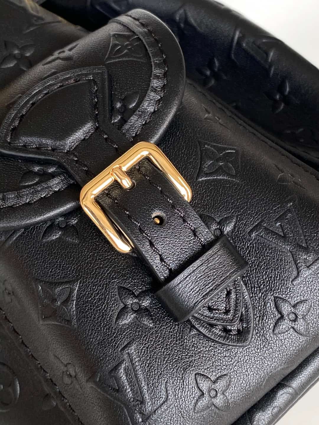 Louis Vuitton Odyssée Black Calfskin leather M25554 High