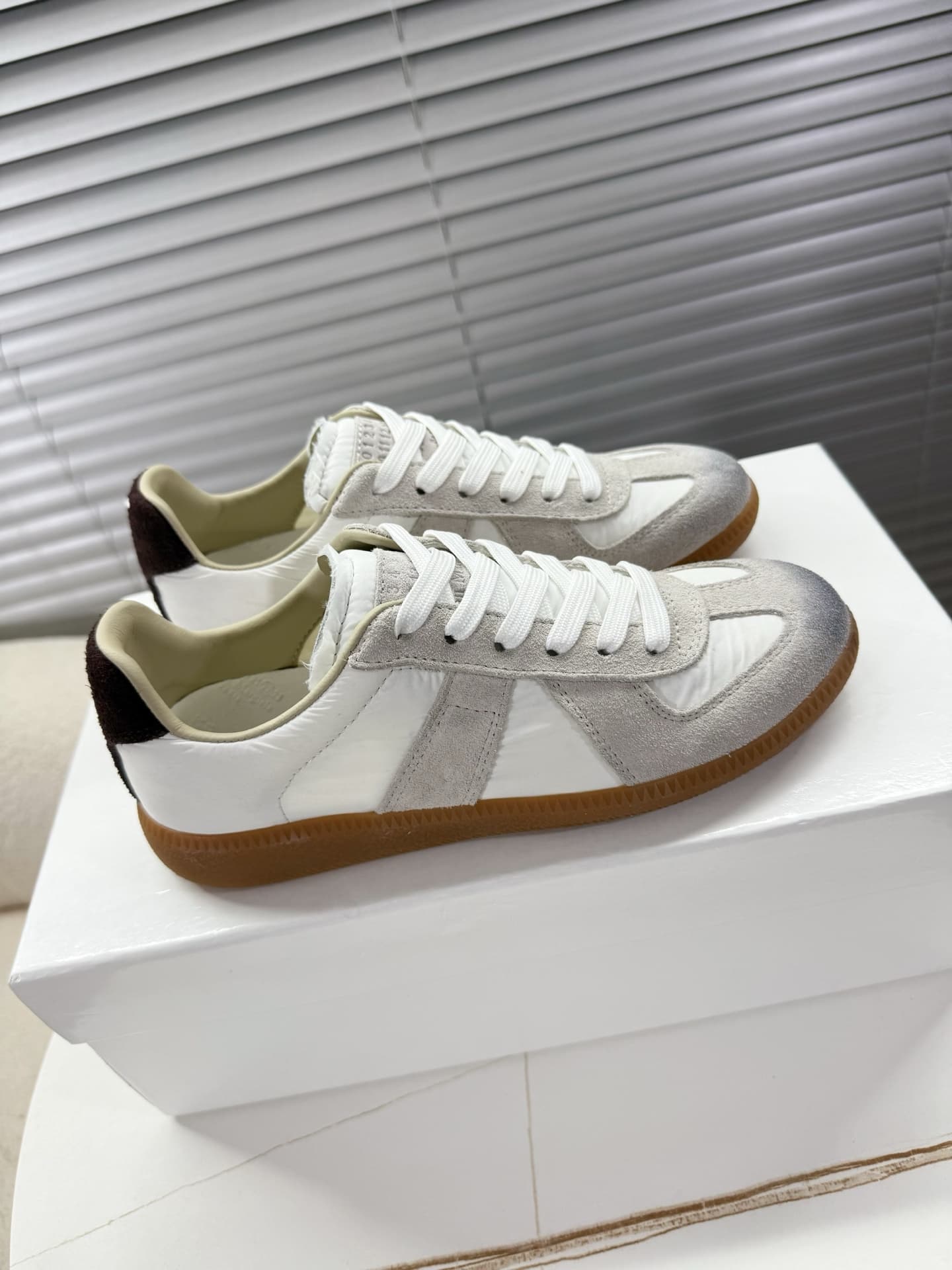 Maison Margiela Replica Low Top Sneaker Shoes Men Women