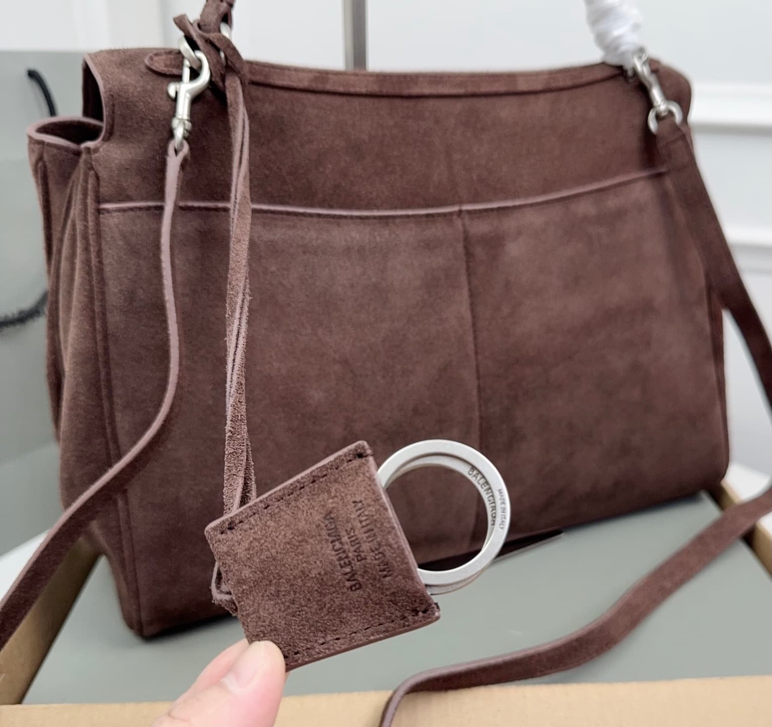 Balenciaga Rodeo Medium Bag inlight espresso Waxed Suede Calfskin With Silver-Tone Metal High