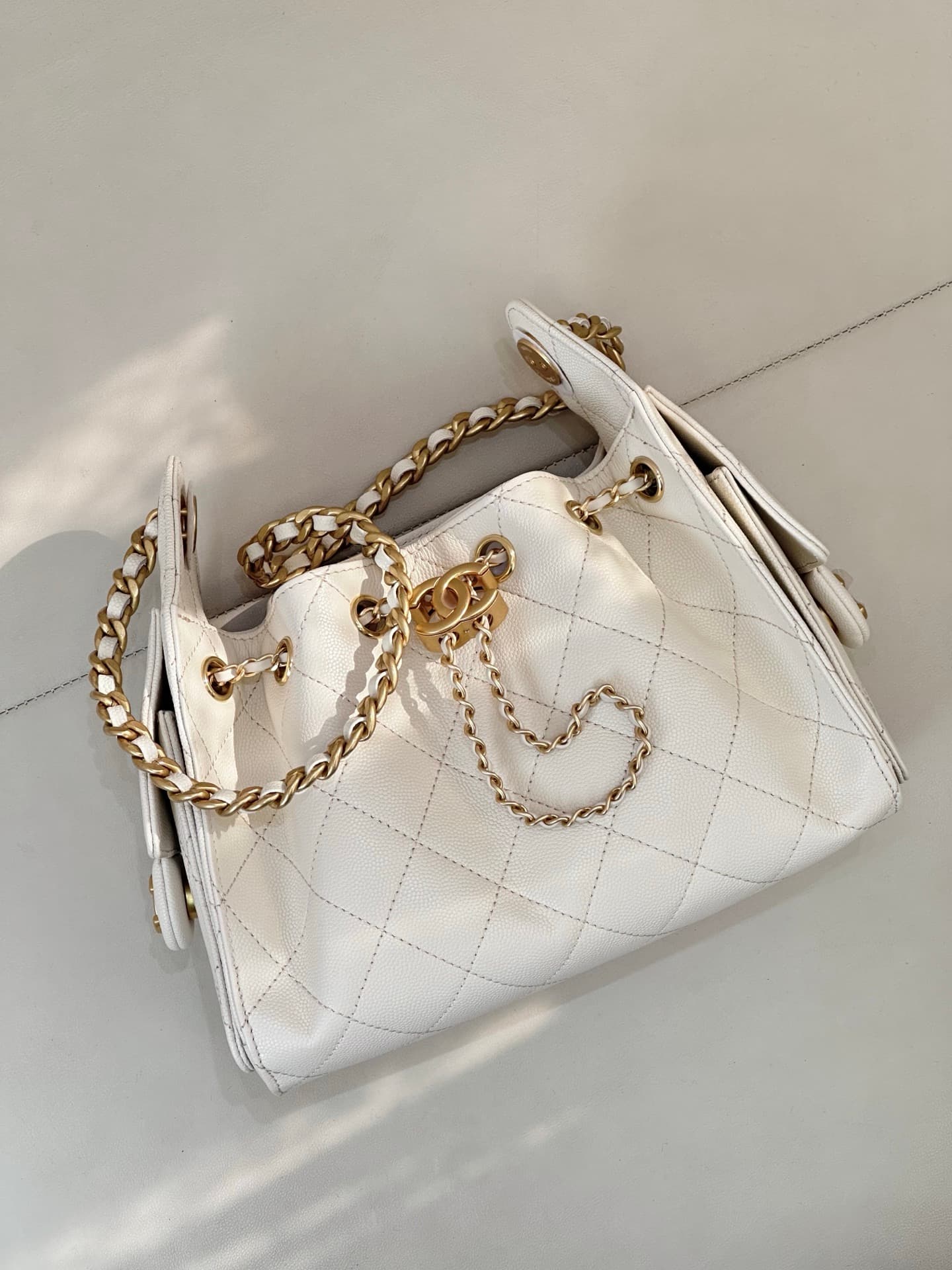 CHANEL 25 Mini Handbag AS5631 Grained Calfskin & Gold-tone Metal Cream TOP