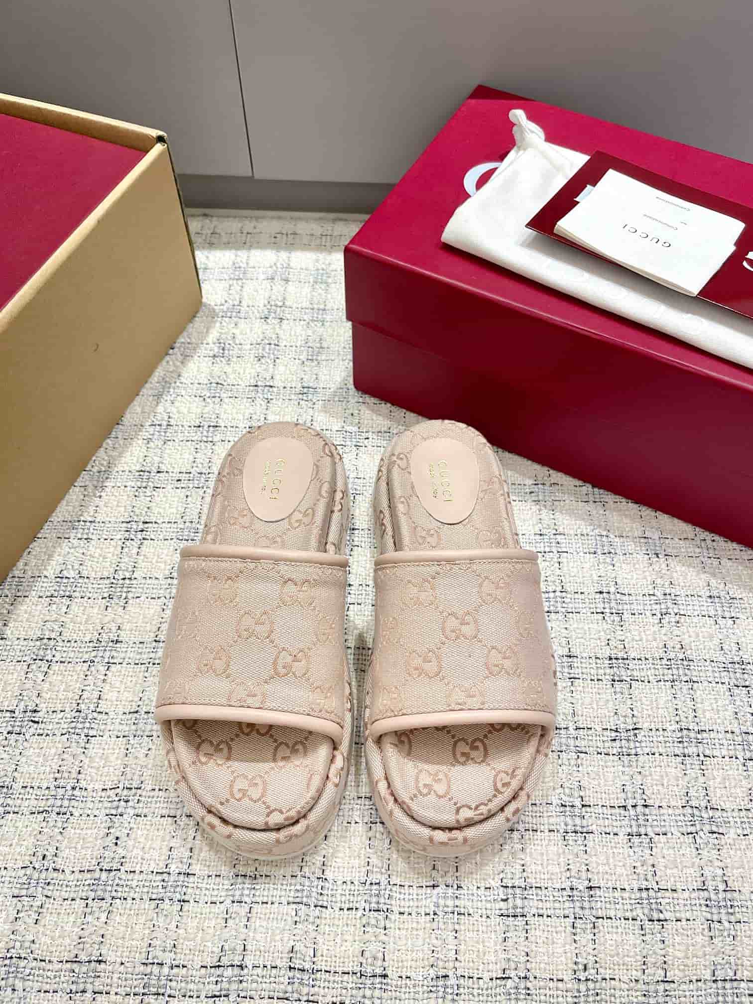 Gucci GG platform sandal Shoes Women