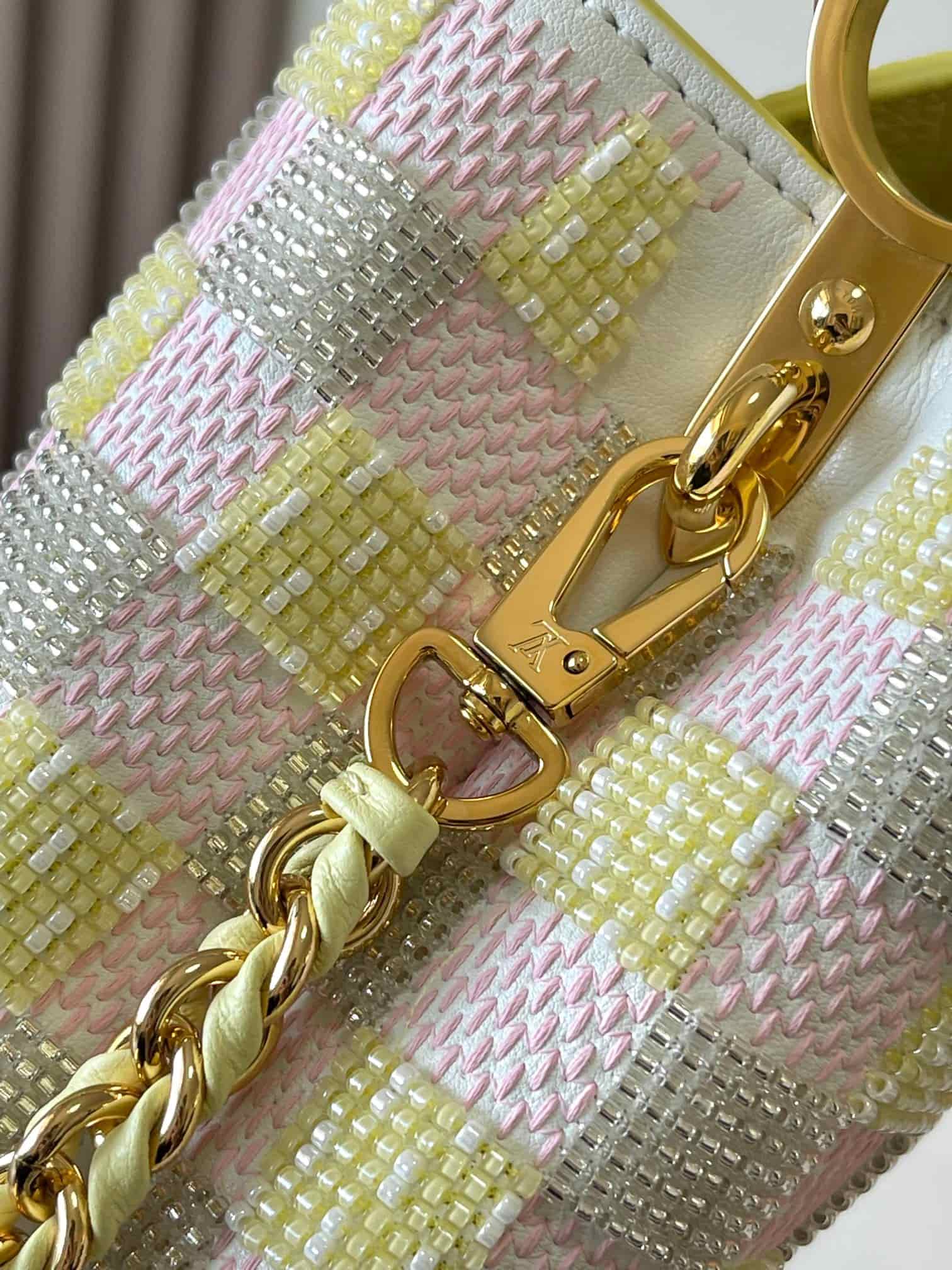 Louis Vuitton Capucines Mini Smooth calfskin and beads M24809 Yellow/Pink Top