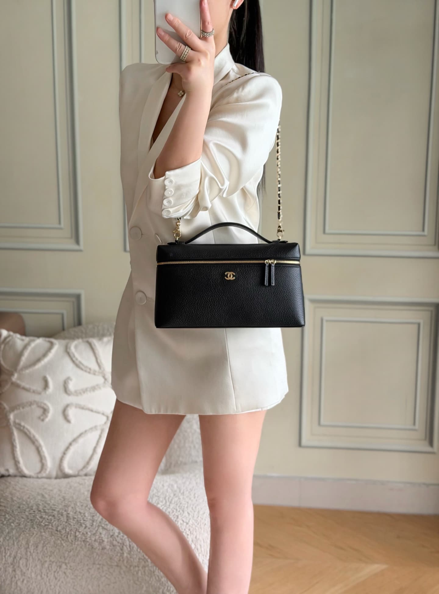 Chanel Large Vanity with chain Grained Calfskin & Gold-Tone Metal Black AS5348 A