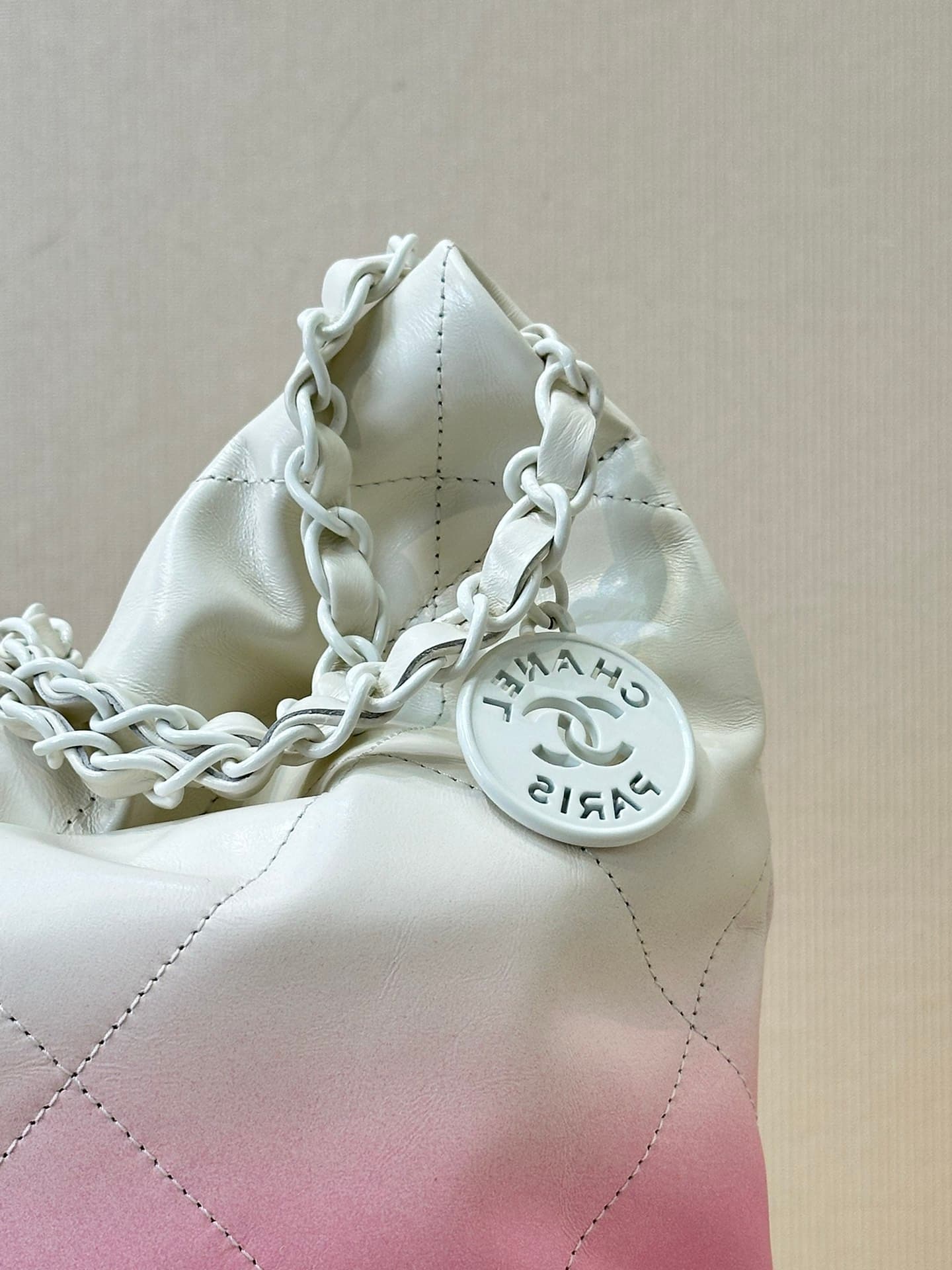 Chanel 22 Small handbag Shiny calfskin & White-tone metal AS3260 White with Pink TOP